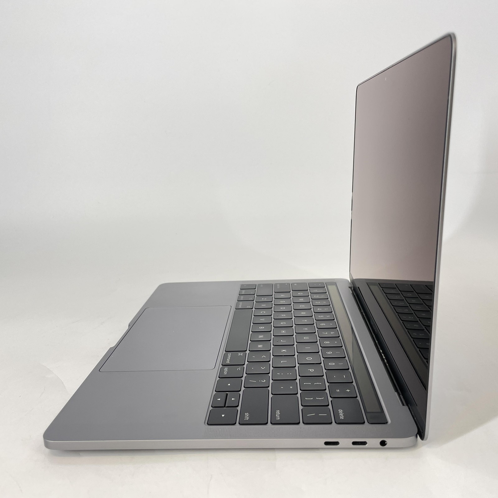 MacBook Pro 13 Space Gray 2017 3.1 GHz i5 8GB 256GB SSD Good Bent Frame
