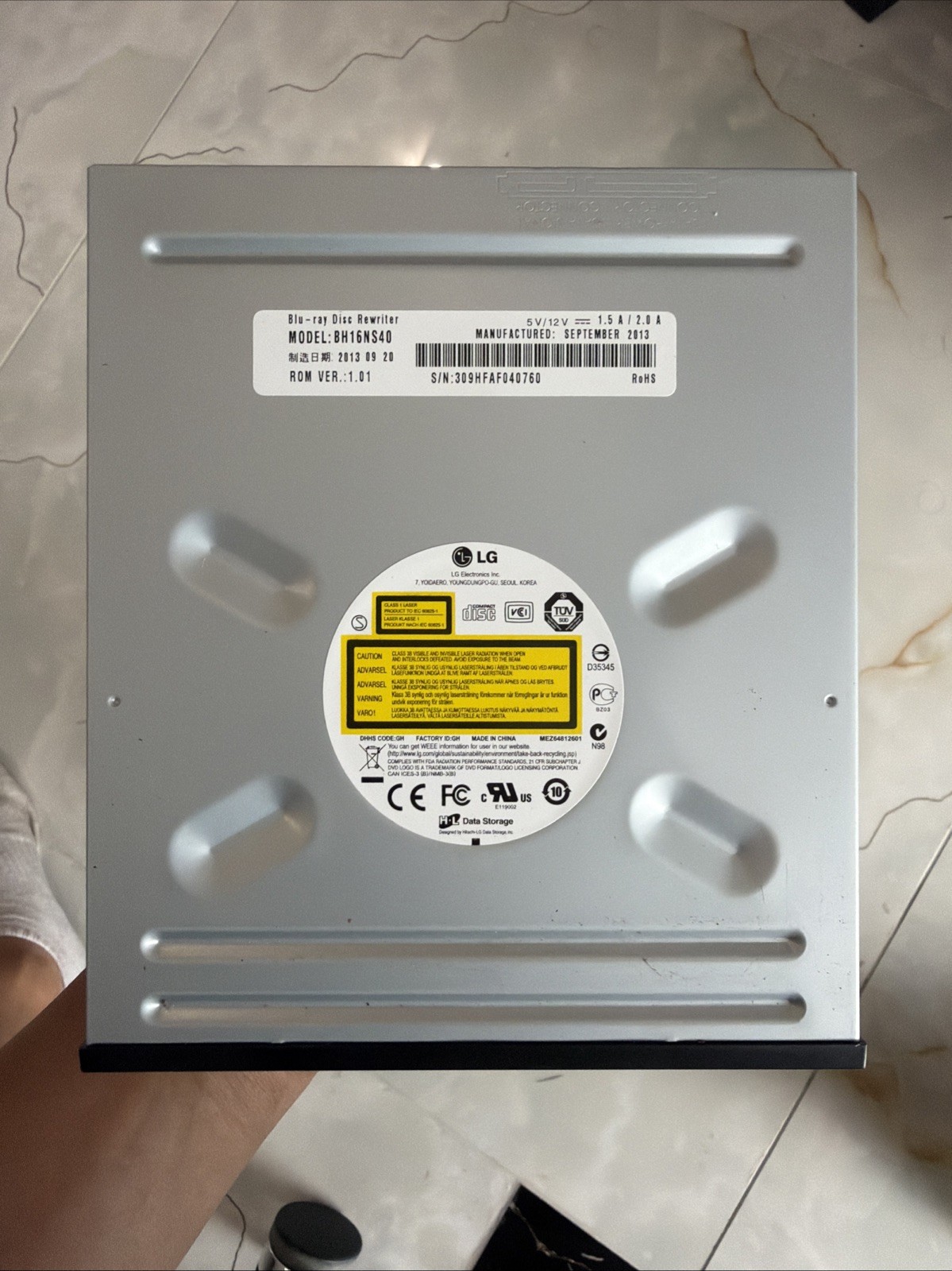 LG BH16NS40 BLU-RAY DISC BD-RE/DVD-RW/CD-RW WRITER SATA