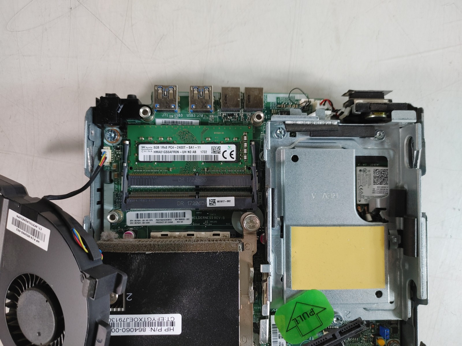 HP EliteDesk 705 G3 DM A10- 9700E 3.00 GHz 8 GB DDR4 No HDD