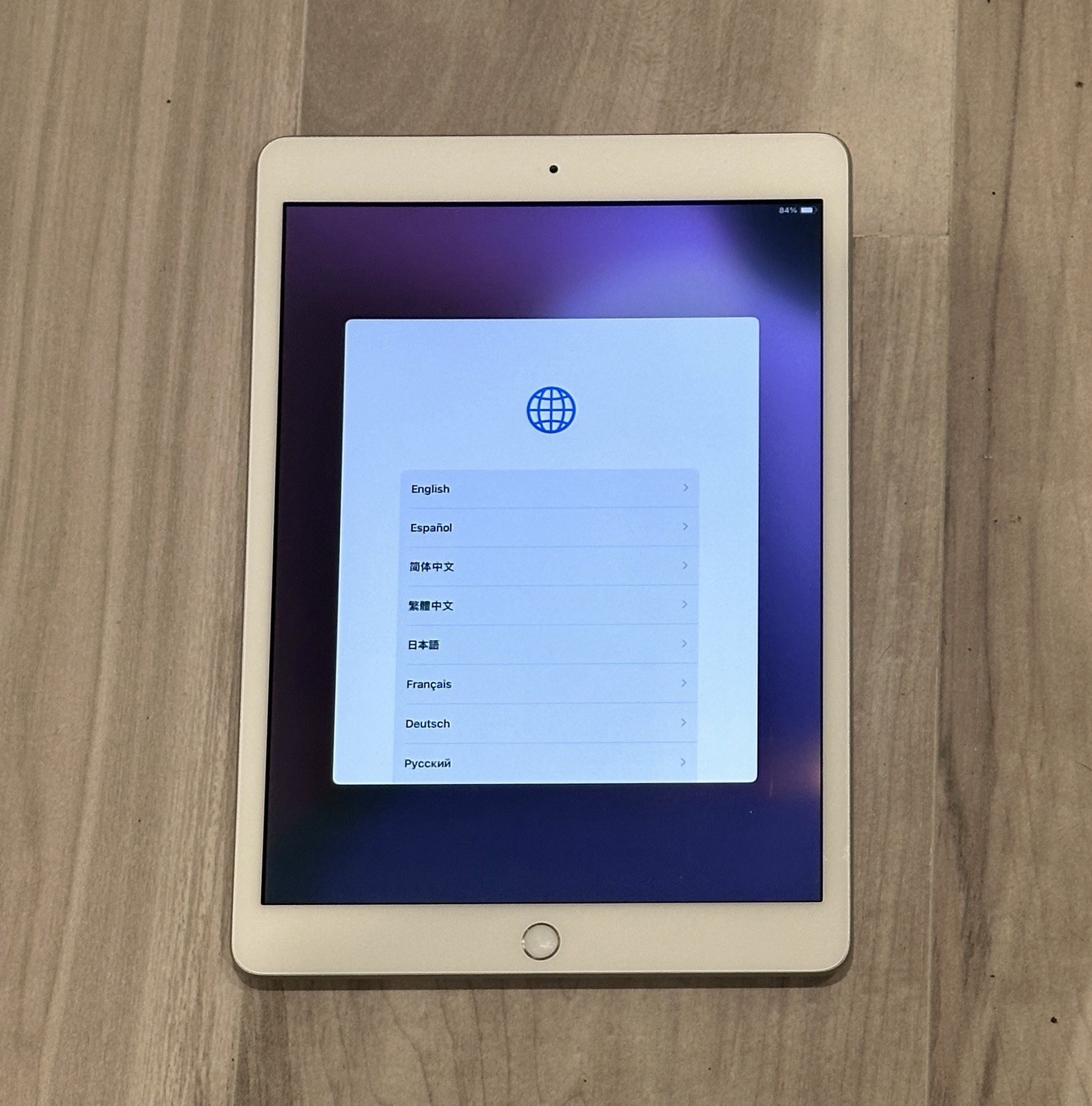Apple iPad 6th Gen – 9.7″ Display 32GB, Wi-Fi Grey Color with Bundle Accesories