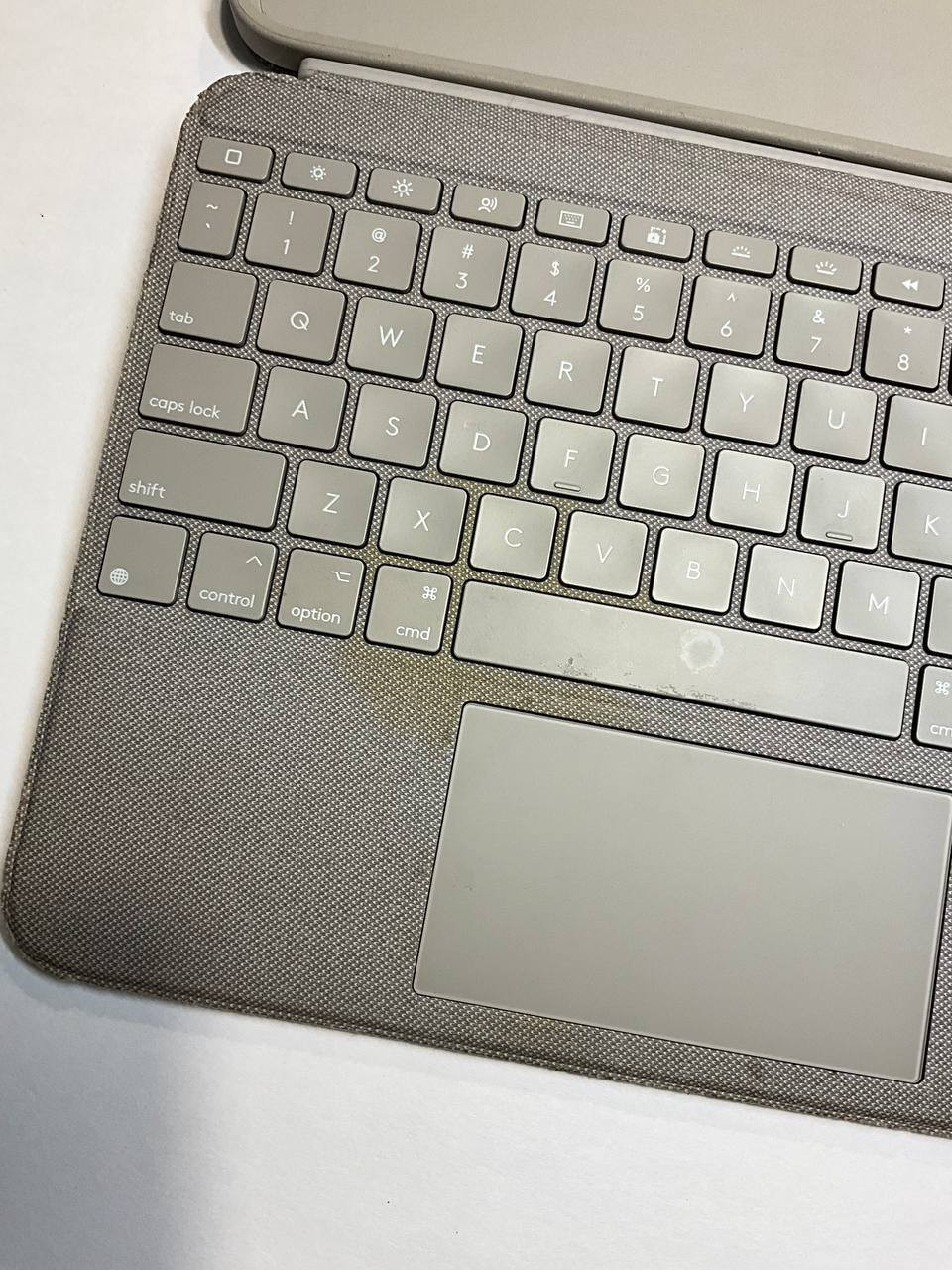 Logitech – Combo Touch Keyboard and Trackpad Case for Apple iPad