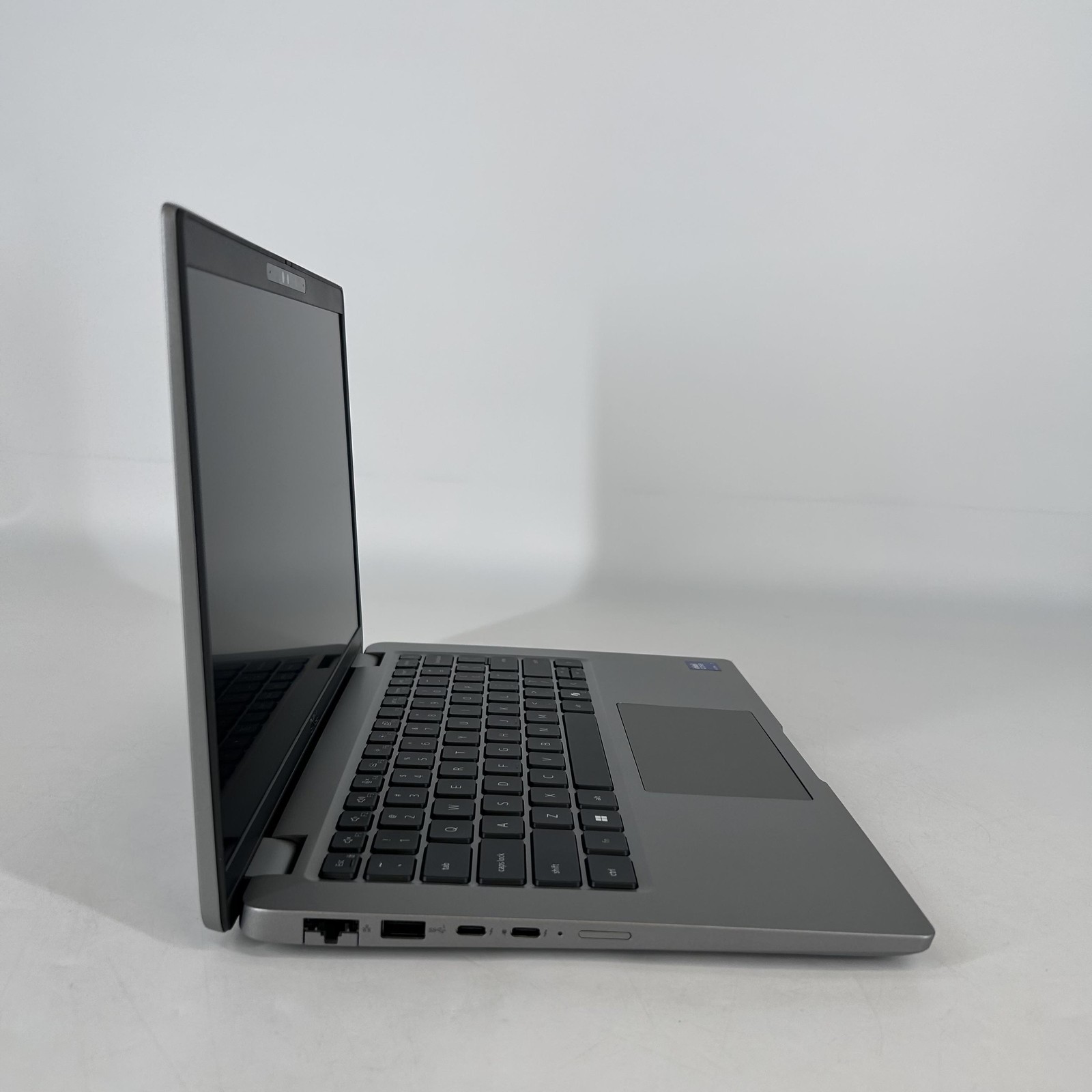 Dell Latitude 5450 14 Gray FHD 1.7 GHz Ultra 7 165U 16GB 512GB SSD FRAME SPLIT