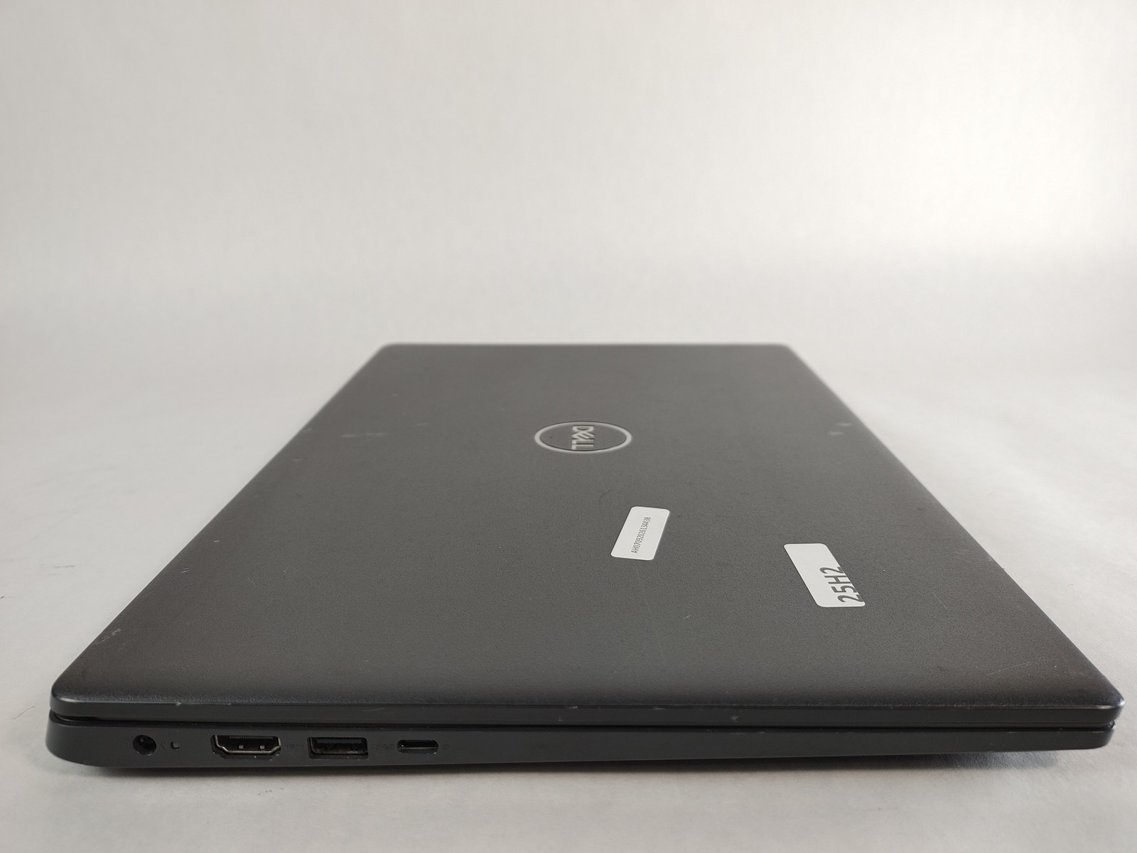 Dell Latitude 3510 Core i3-10110U 2.10 GHz 8 GB DDR4 512 GB M.2 Windows 11 Pro