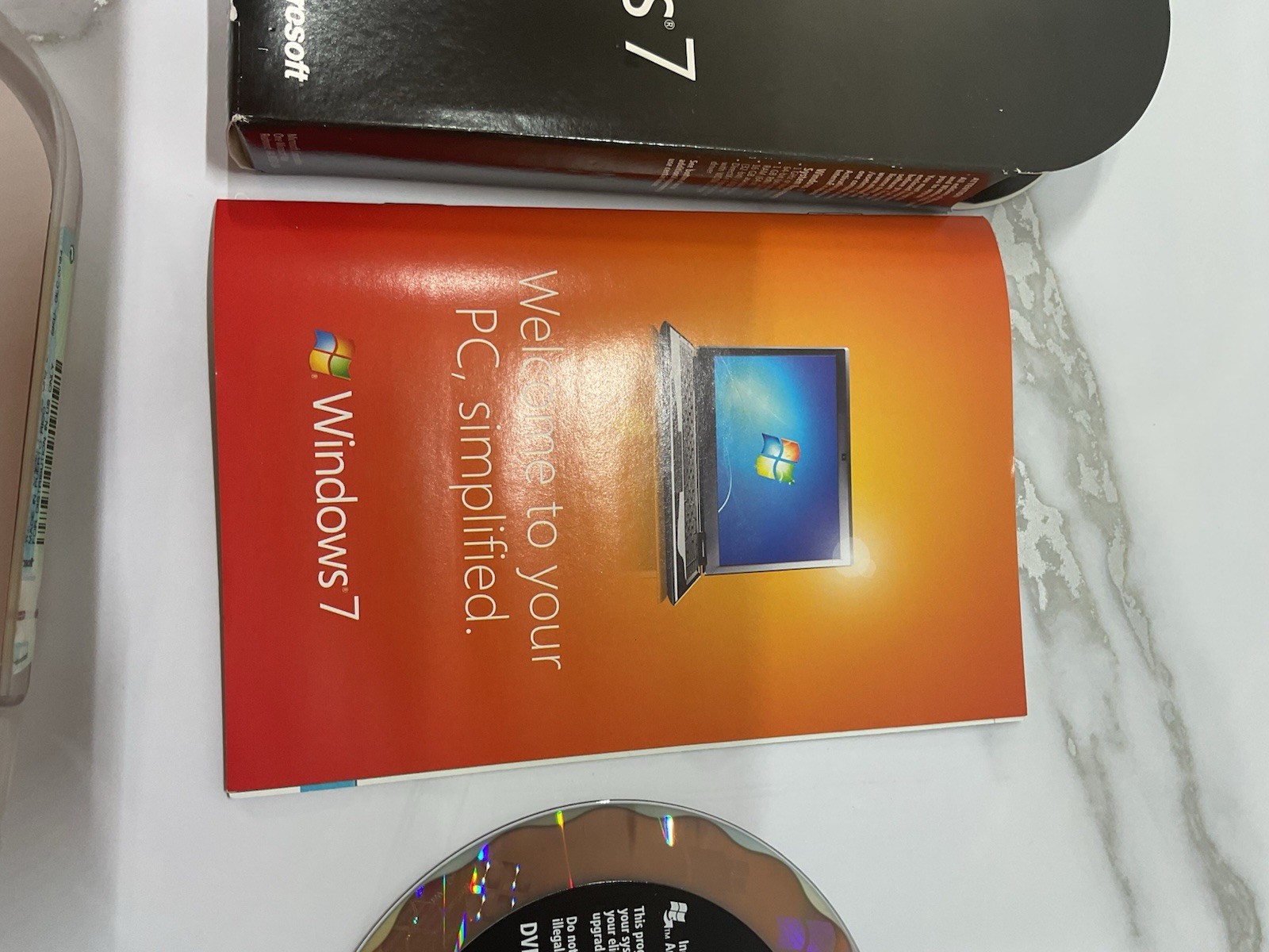 Microsoft Windows 7 Ultimate 32 Bit and 64 Bit DVDs Box License Key