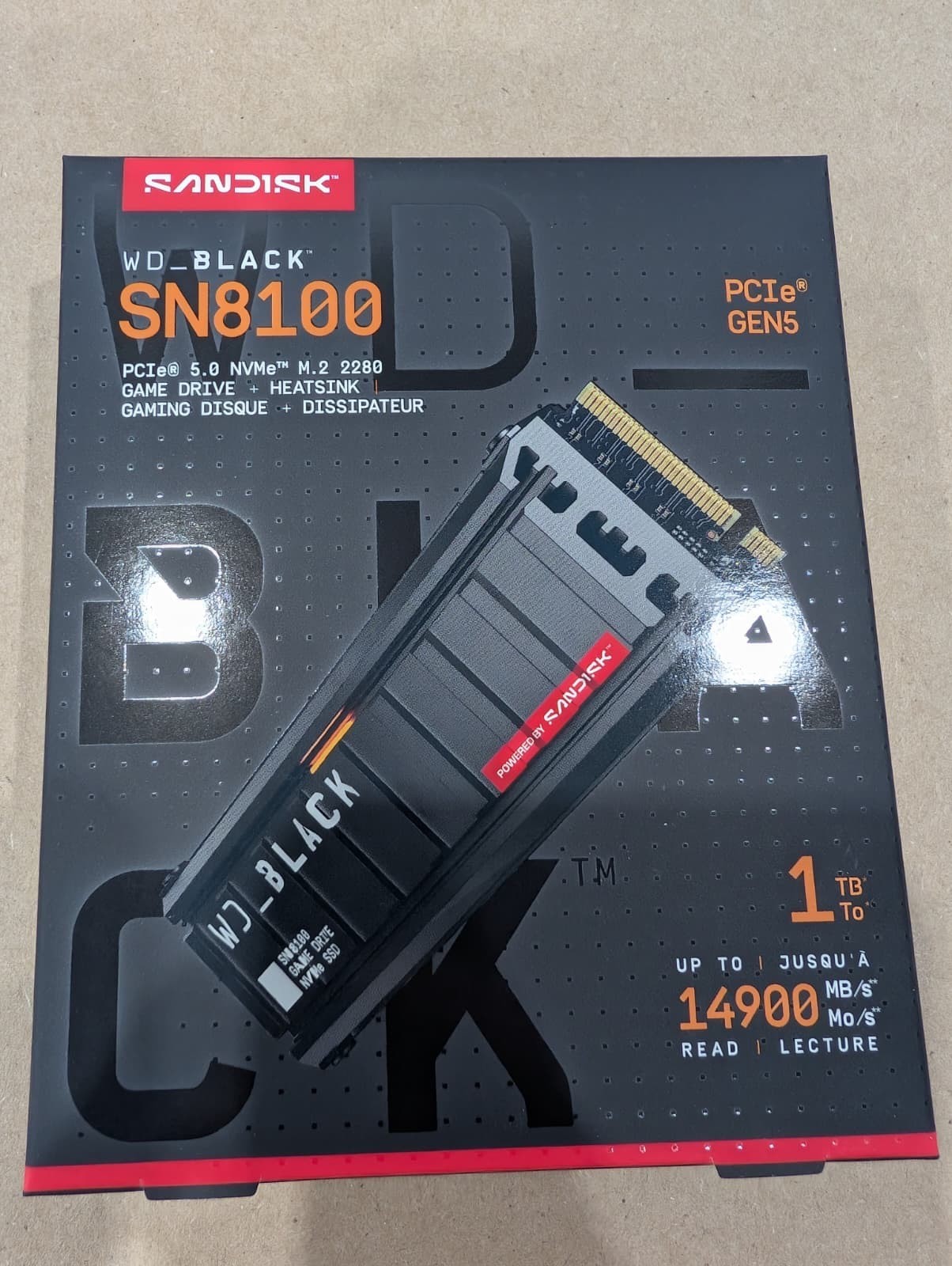 WD_BLACK SN8100 1TB NVMe SSD w/ Heatsink PCIe Gen5 M.2 2280 – WDS100T1XHM-00CMT0