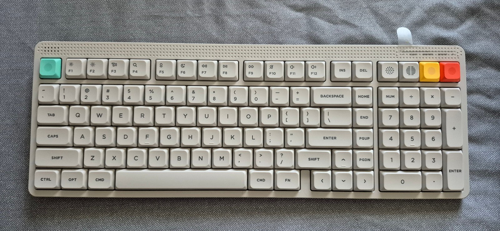 Nuphy Node100 Mechanical Keyboard Lunar White, Blush Nano Switches, Low Profile