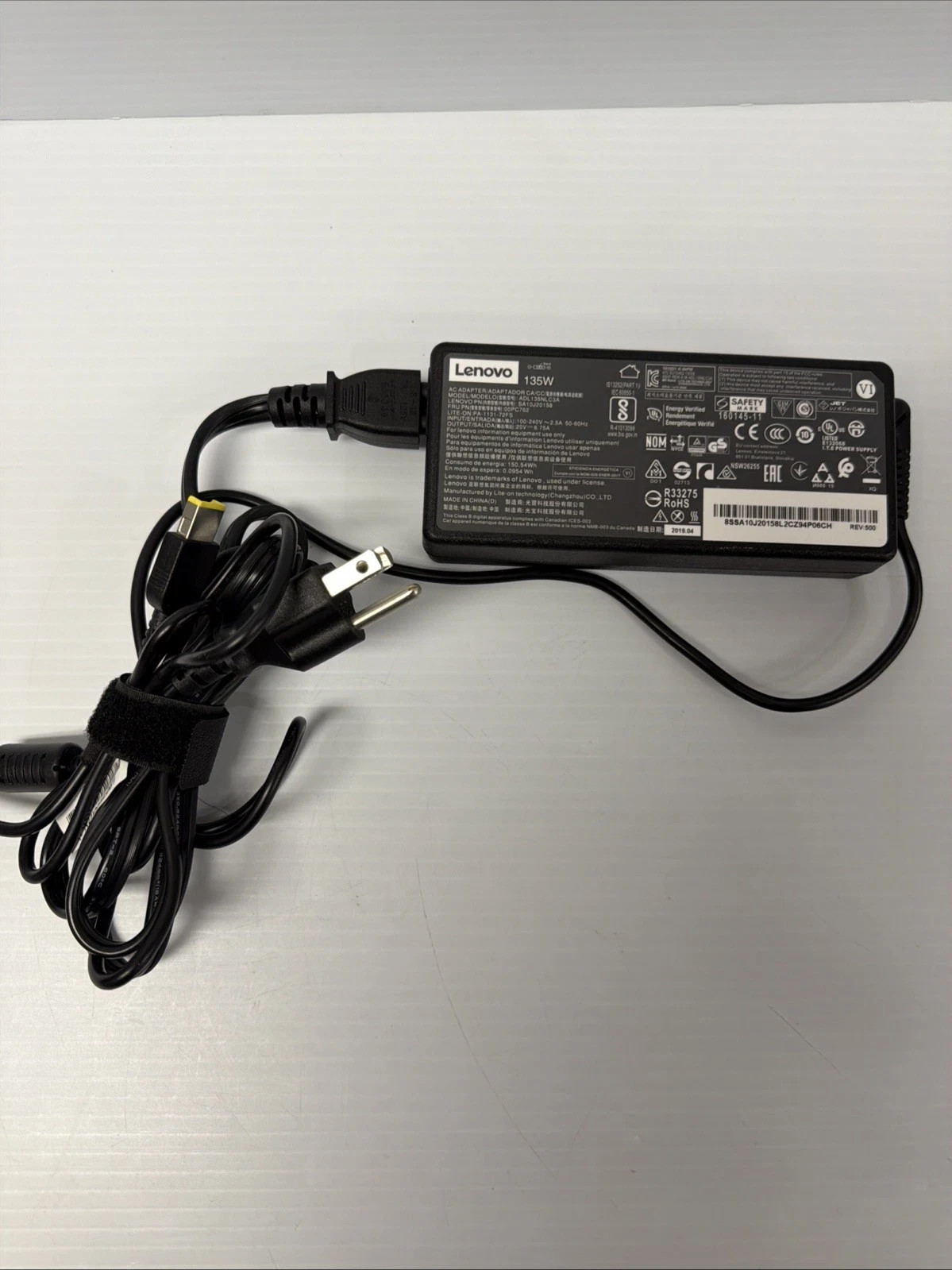 Genuine Lenovo 135W AC Adapter 20V 6.75A Slim Plug w/PC OEM