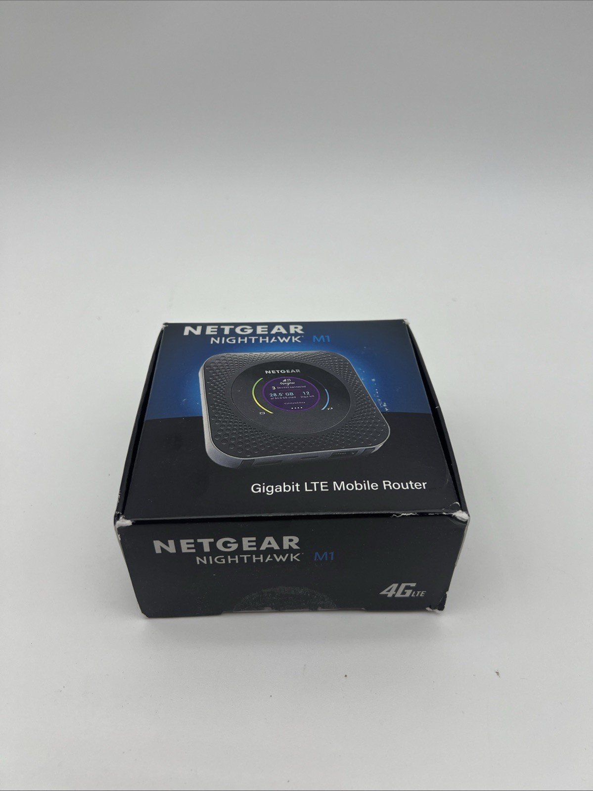 NETGEAR Nighthawk M1 MR1100 4G LTE WiFi Mobile Hotspot Unlocked GSM- NEW