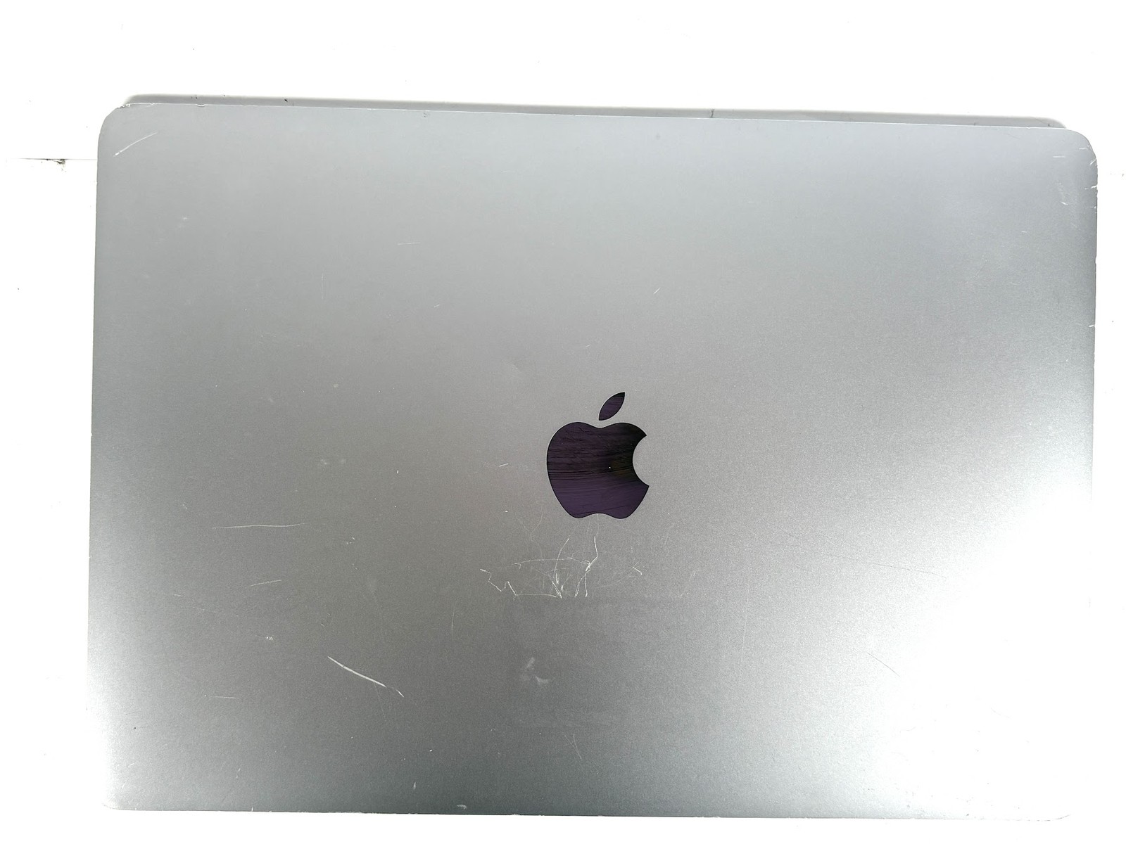2020 M1 MacBook Air A2337 13″ 8CPU/7GPU 8GB RAM 128GB SSD macOS Tahoe 26