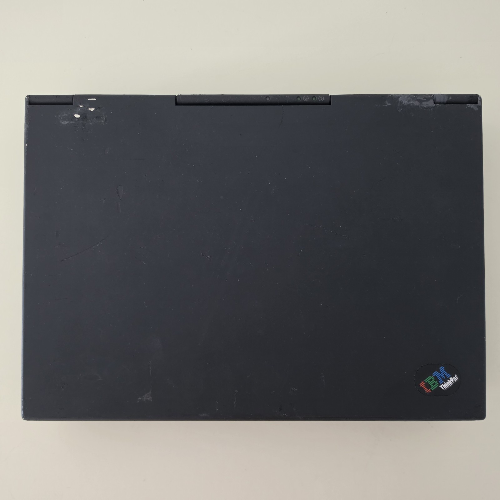 RARE Vintage 12.1″ IBM ThinkPad 760E Laptop – Intel Pentium 72MB RAM 1.33GB HDD