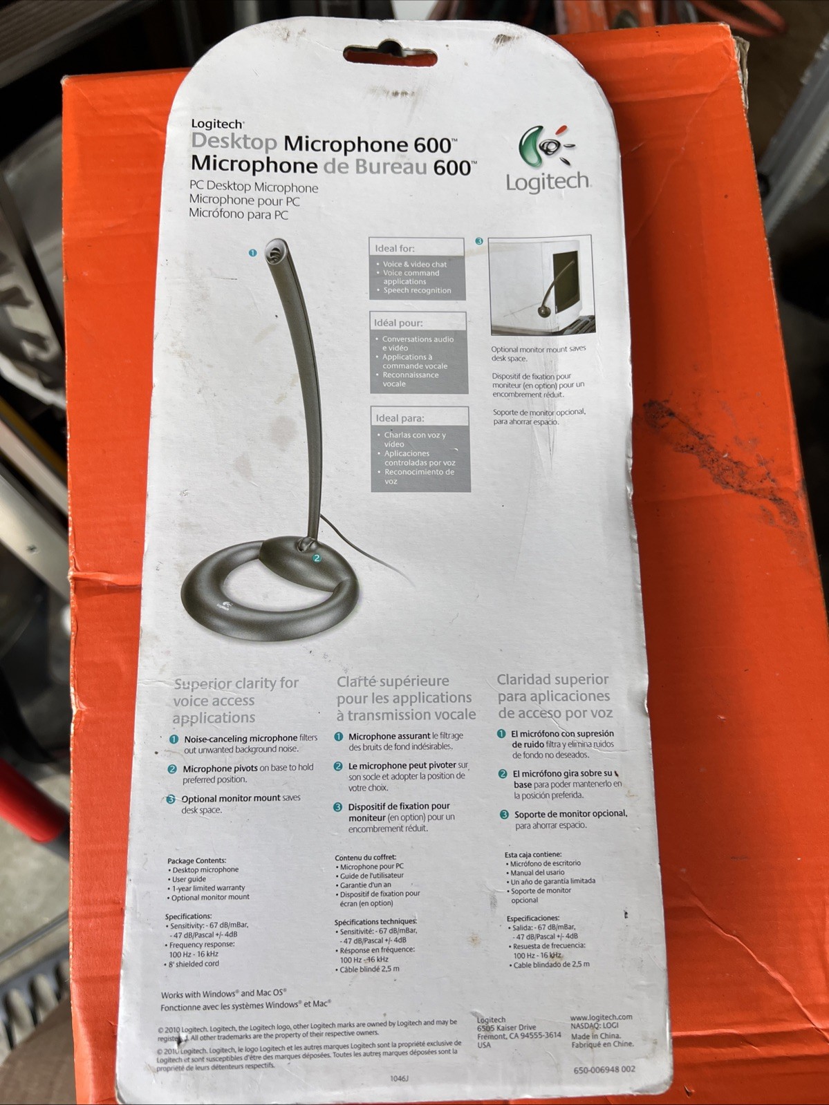 Logitech Desktop Microphone 600 Noise-Cancelling Wired Universal Stand