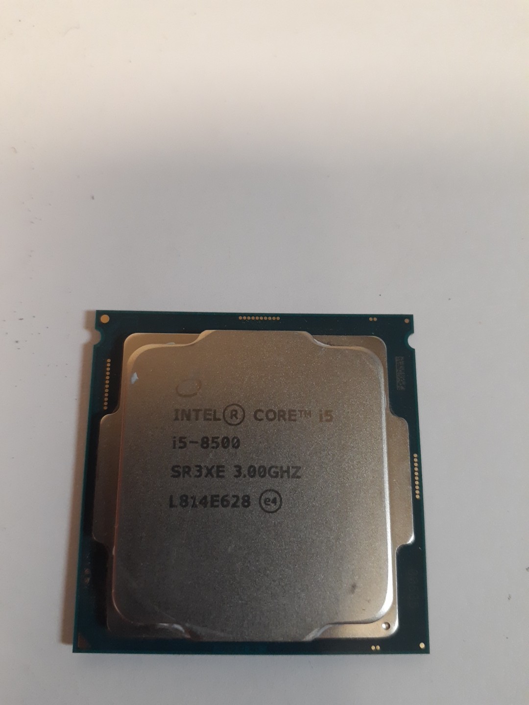 Intel Core i5-8500 (8th Gen) 3.00GHz 6-Core Desktop CPU 9MB LGA1151 SR3XE
