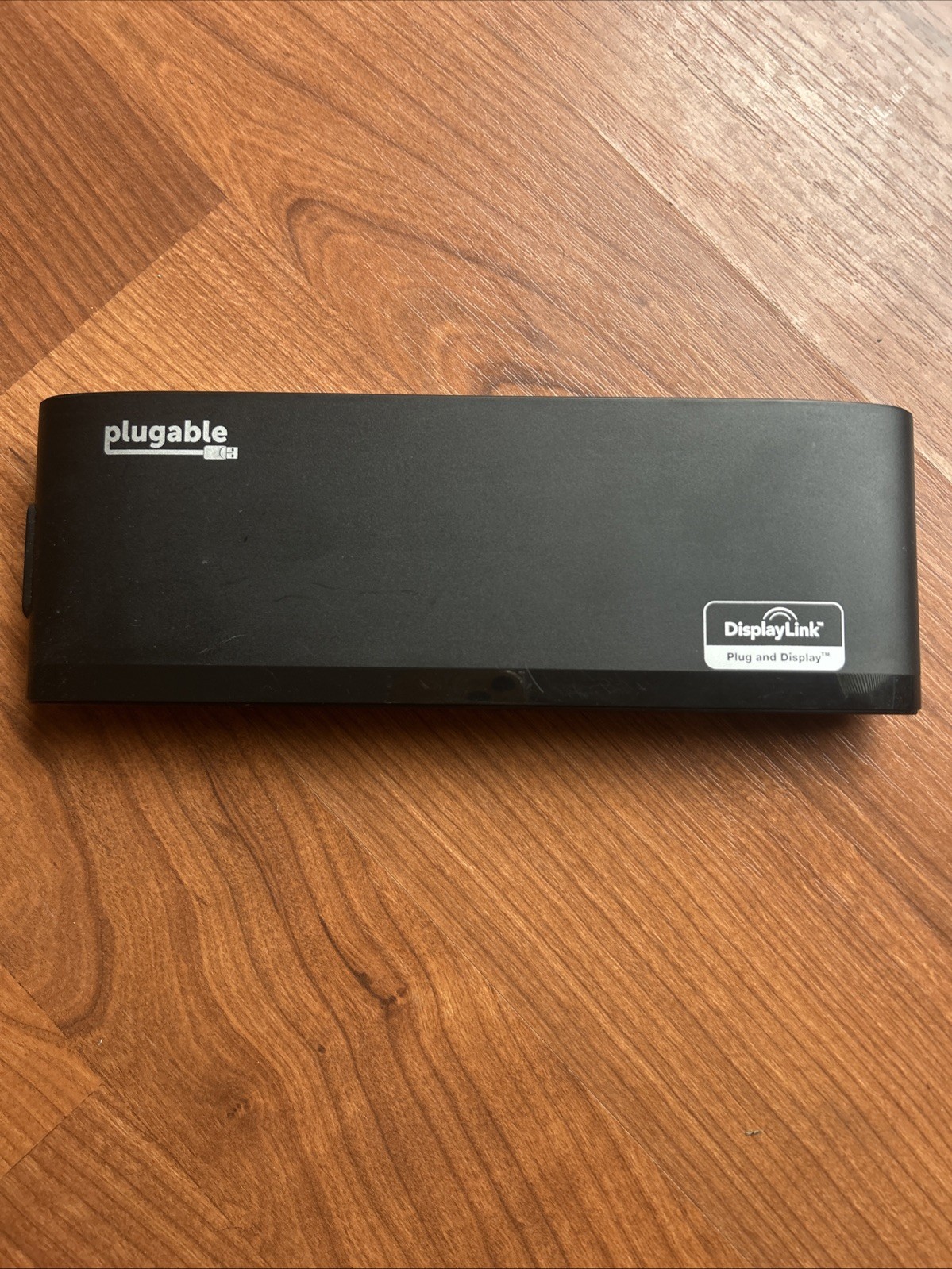 Plugable UD-3900H USB 3.0 6-Port Dual Monitor Horizontal Docking Station