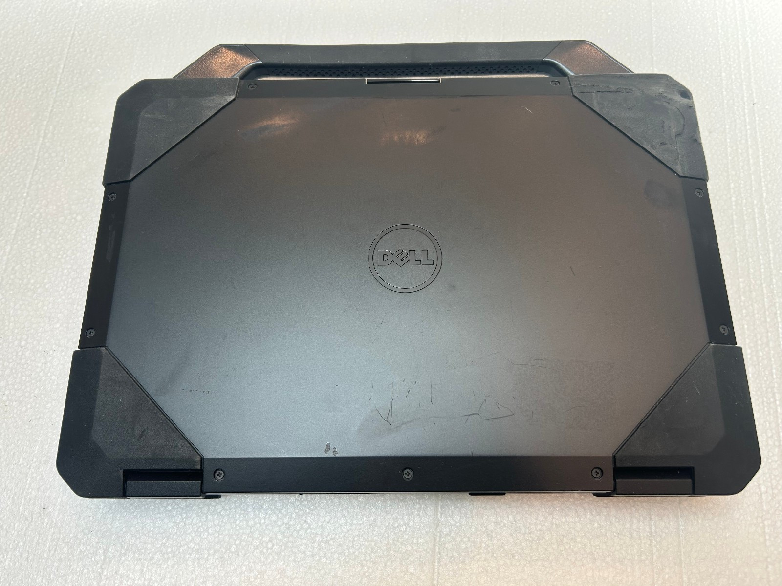 Dell Latitude 5414 Rugged 14″ Touchscreen i7-6600U 2.6GHz 16GB 256GB R7 M360 GFX