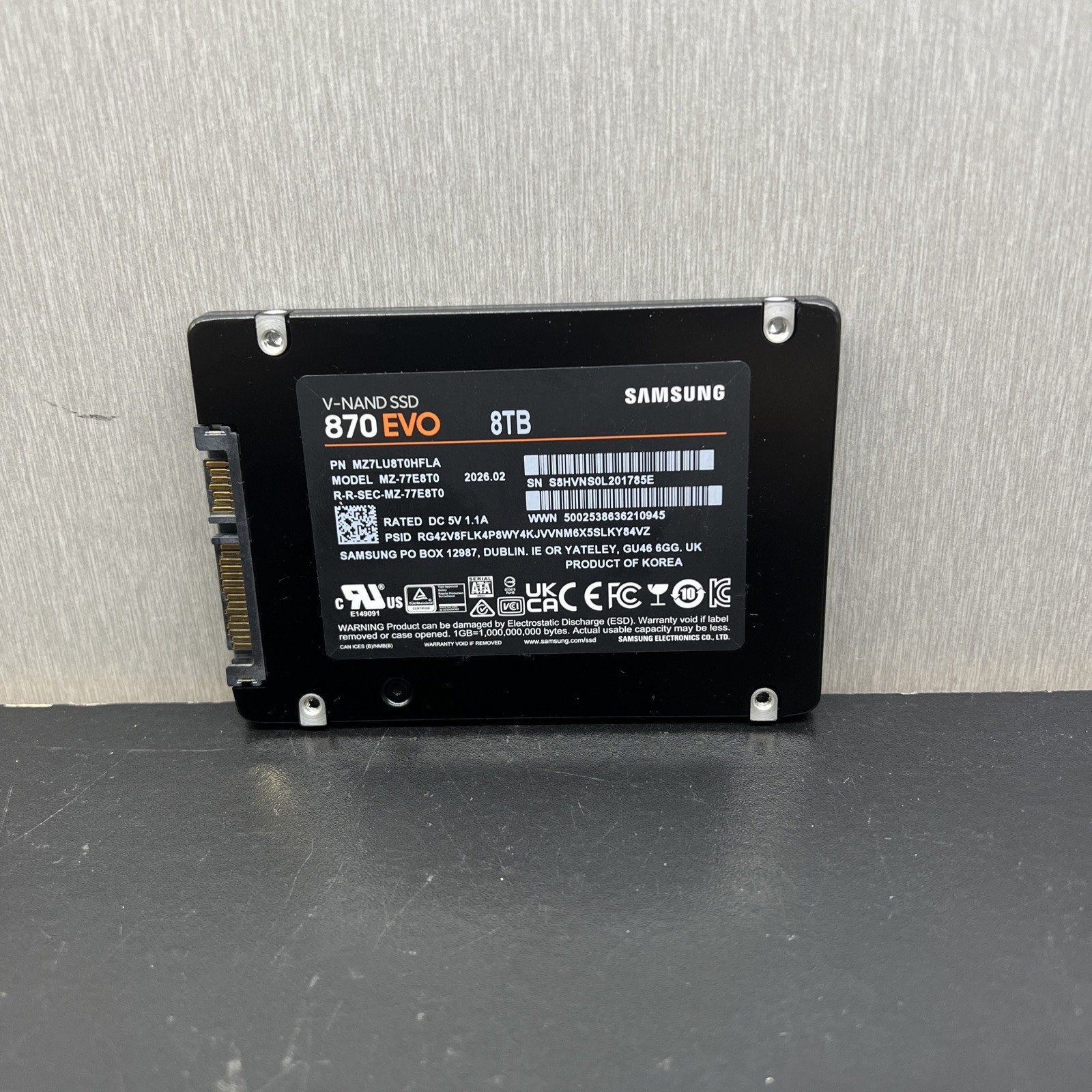 Open Box (0 powered on hours) Samsung 870 EVO 8TB SSD MZ-77E8T0 2.5″ SATAIII