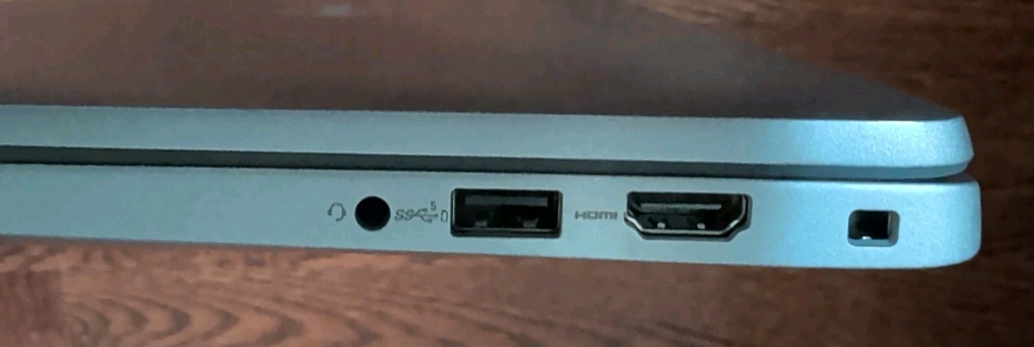 Dell Latitude 5450 14″ 32GB 512GB, Titan Grey NOS minor cosmetic flaw