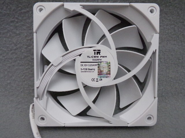 THERMALRIGHT TL-C12W PWM 1500RPM 12V DC 0.20AMP 4 Pin S-FDB BEARING FAN