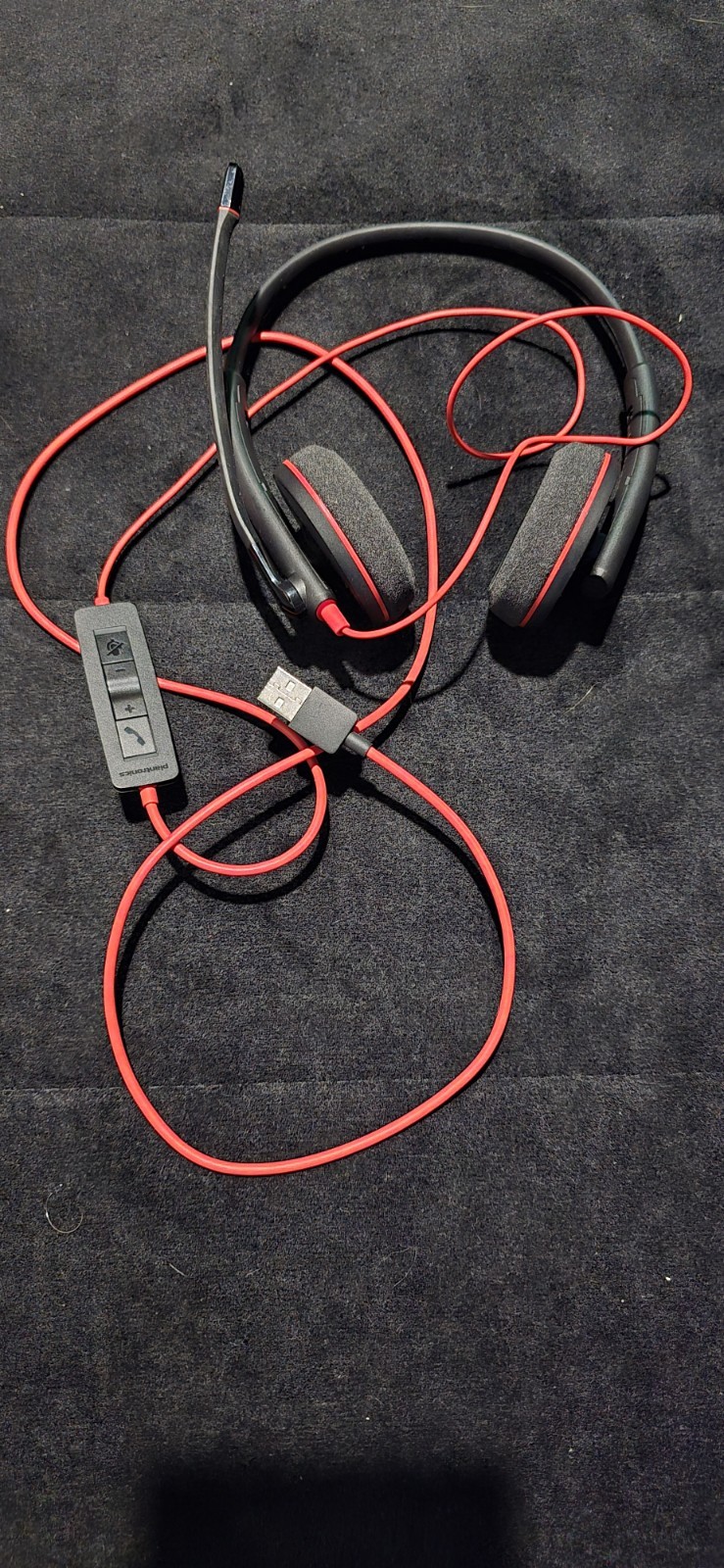 Plantronics Poly Blackwire C3220 USB Over Ear Headset Black Gently used TESTED