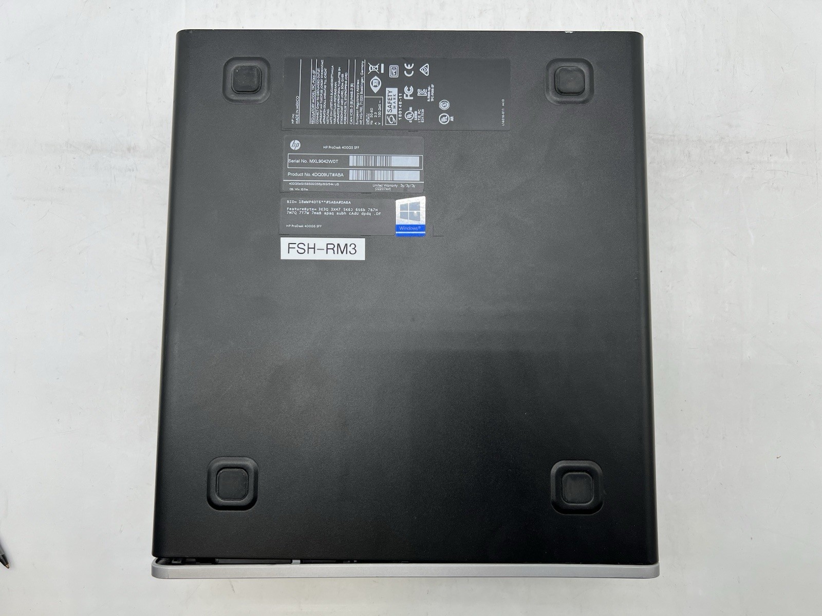 HP ProDesk 400 G5 SFF, i5-8500 CPU, @ 3.00GHz, 8GB RAM, 256GB NVMe-No OS/Charger