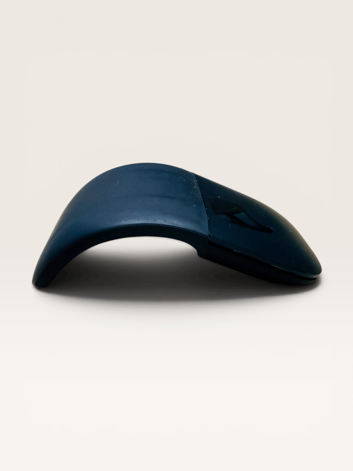 Microsoft Surface Arc BlueTrack Touch Mouse – Black Model 1791 – FREE SHIPPING!