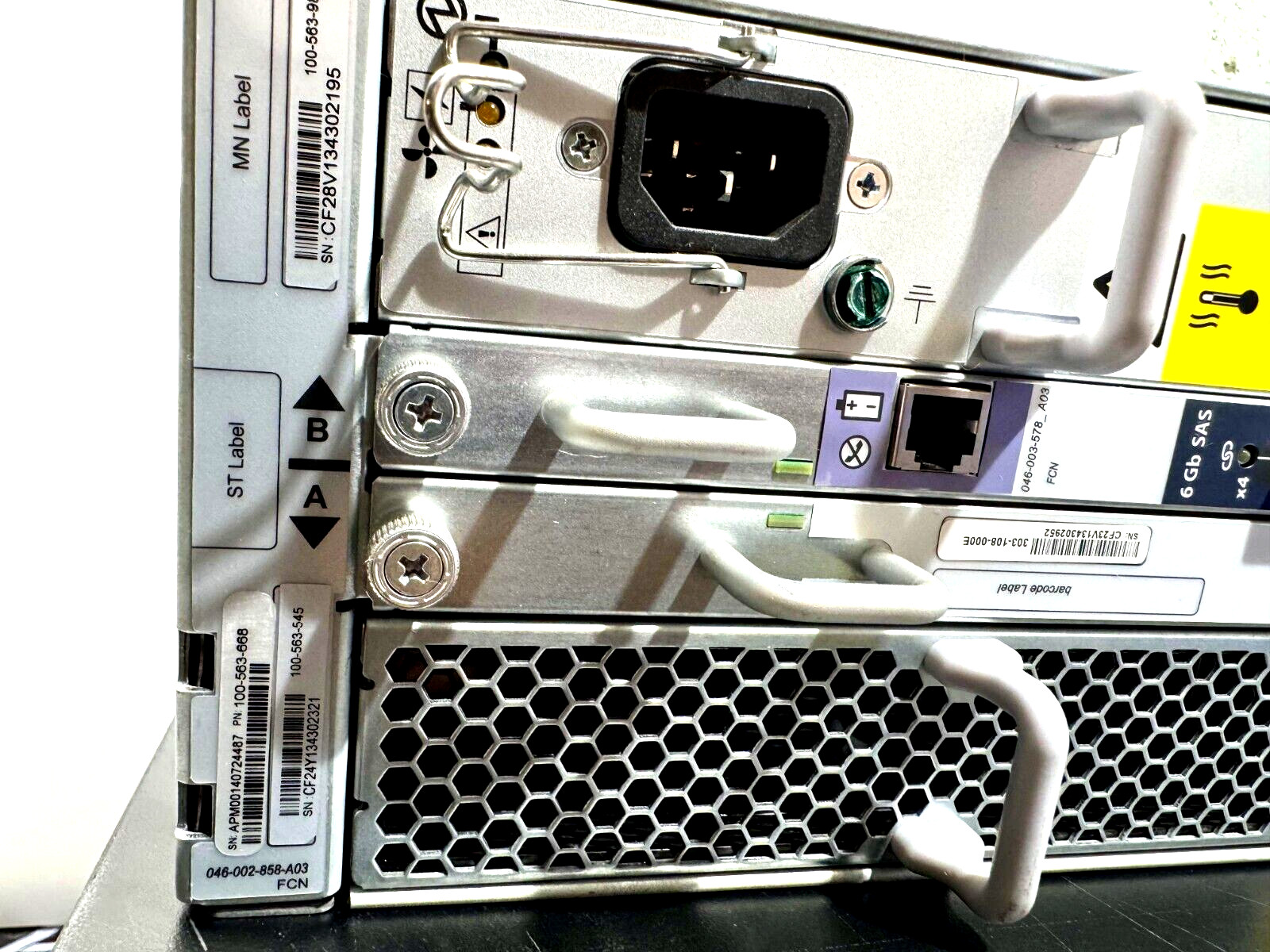 EMC KTN-STL3 Expansion JBOD Disk Array 303-108-000E 15-bay SAS SATA NO HDD