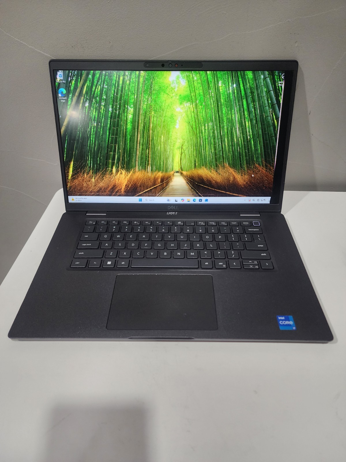 Dell Latitude 7530 i7-1255U – 16GB RAM – 512GB NVMe SCREEN ISSUE – NO AC