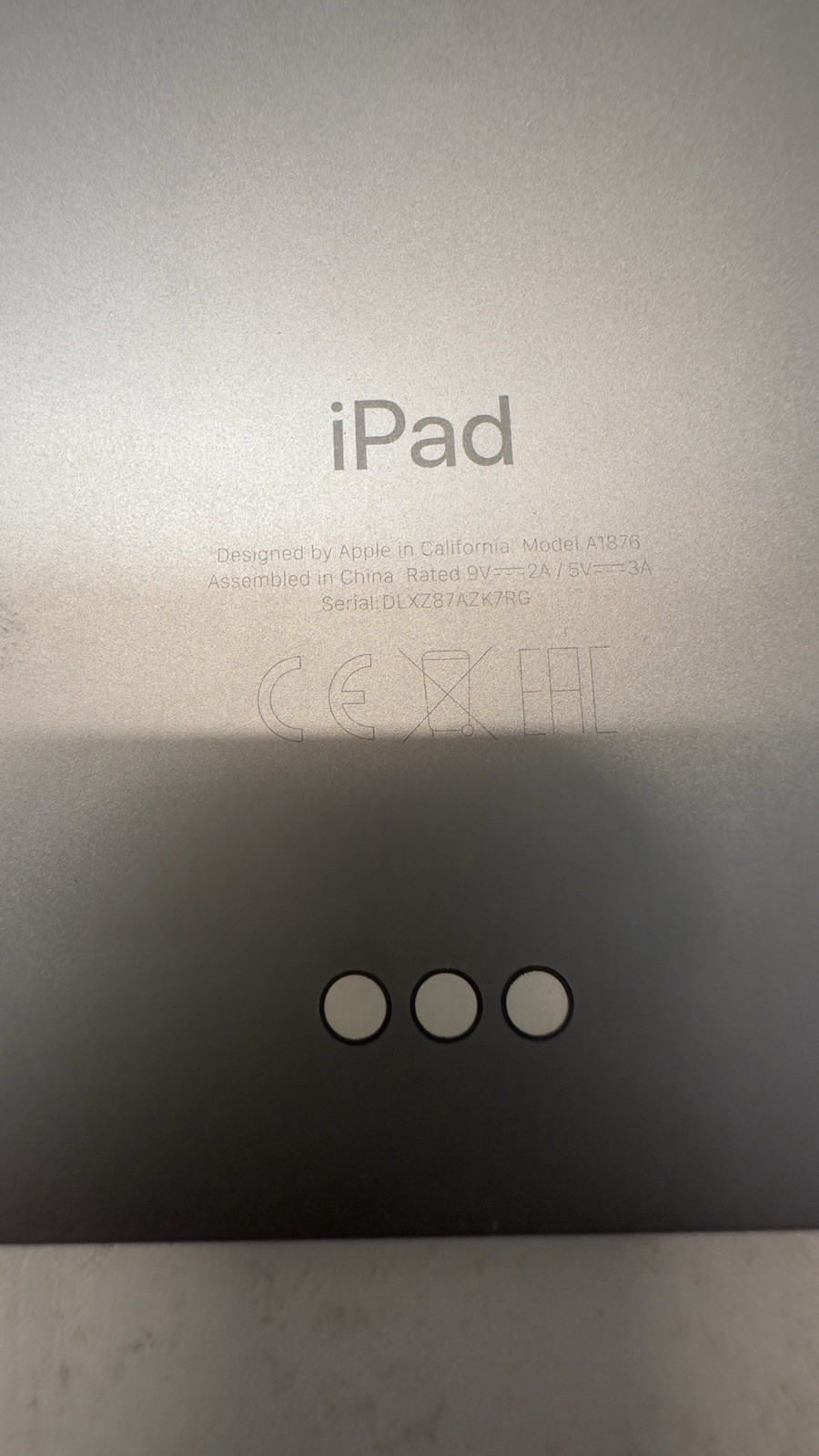 Apple iPad Pro 5th Generation – A2379 256 GB, Wi-Fi 5G, 12.9 in – FMI ON LCKED