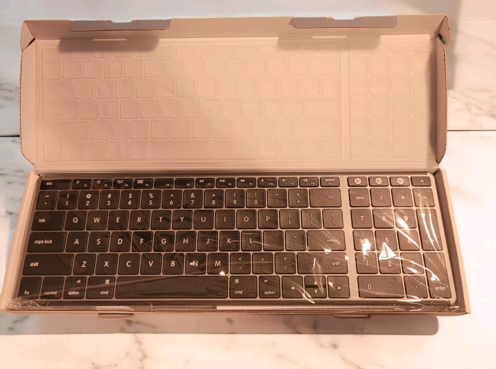 3 Mode Slim Gray Bluetooth Keyboard with Cable Seenda wireless W Skin