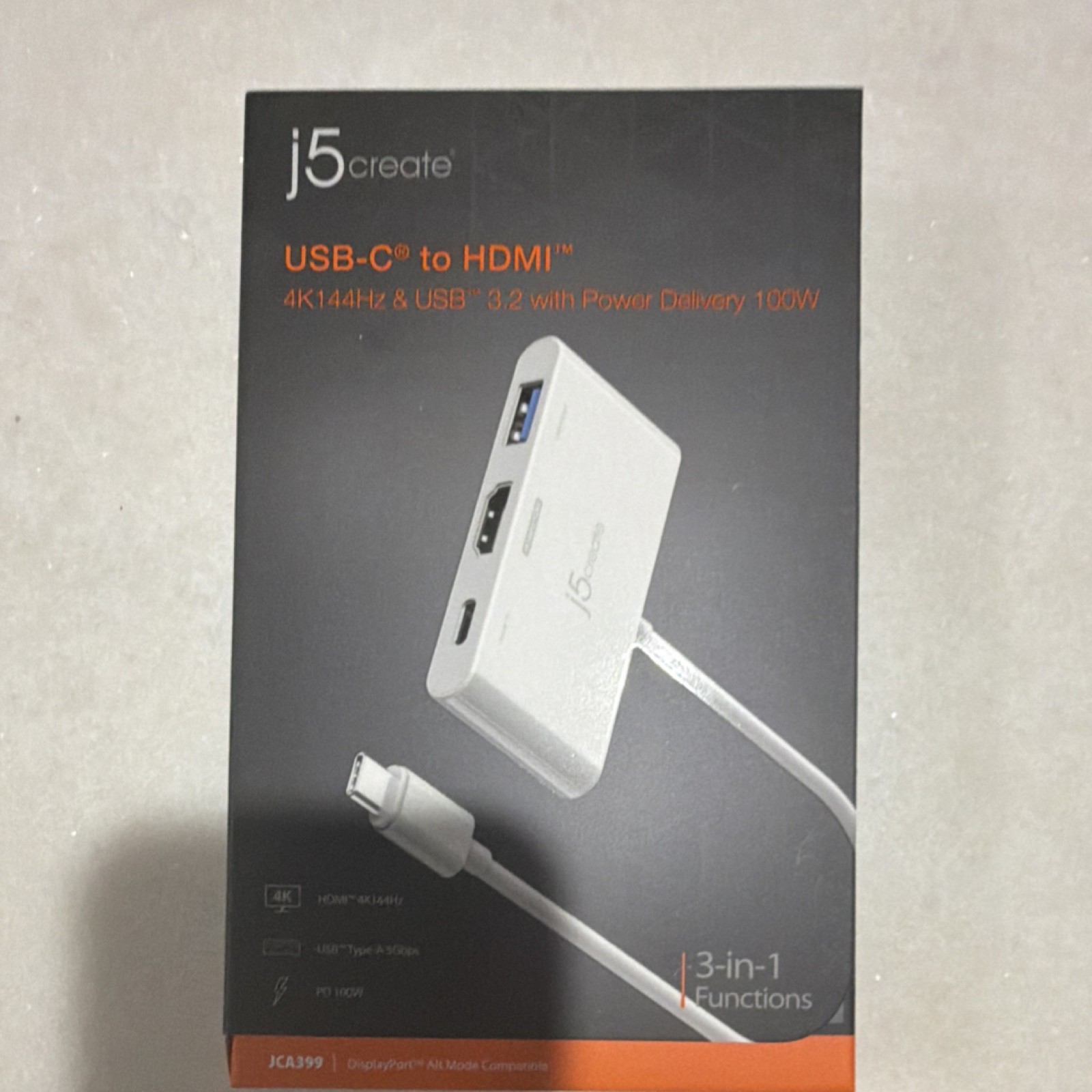 j5create USB-C to HDMI Adapter 3-in-1 4K 144Hz USB 3.2 PD 100W White JCA399