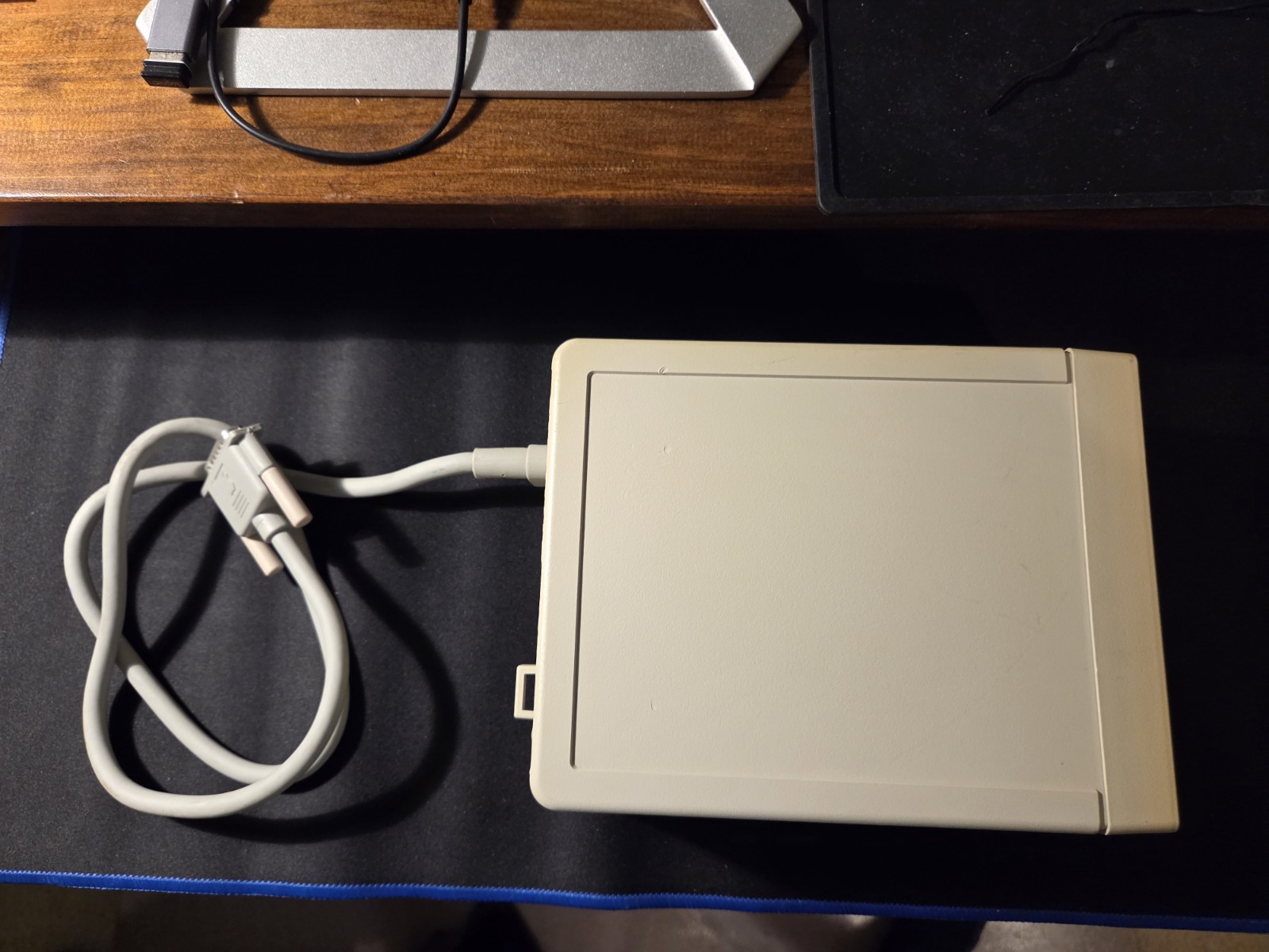 APPLE 5.25″ Floppy Disk Drive (Model A9M0107) Tested & Works Perfect