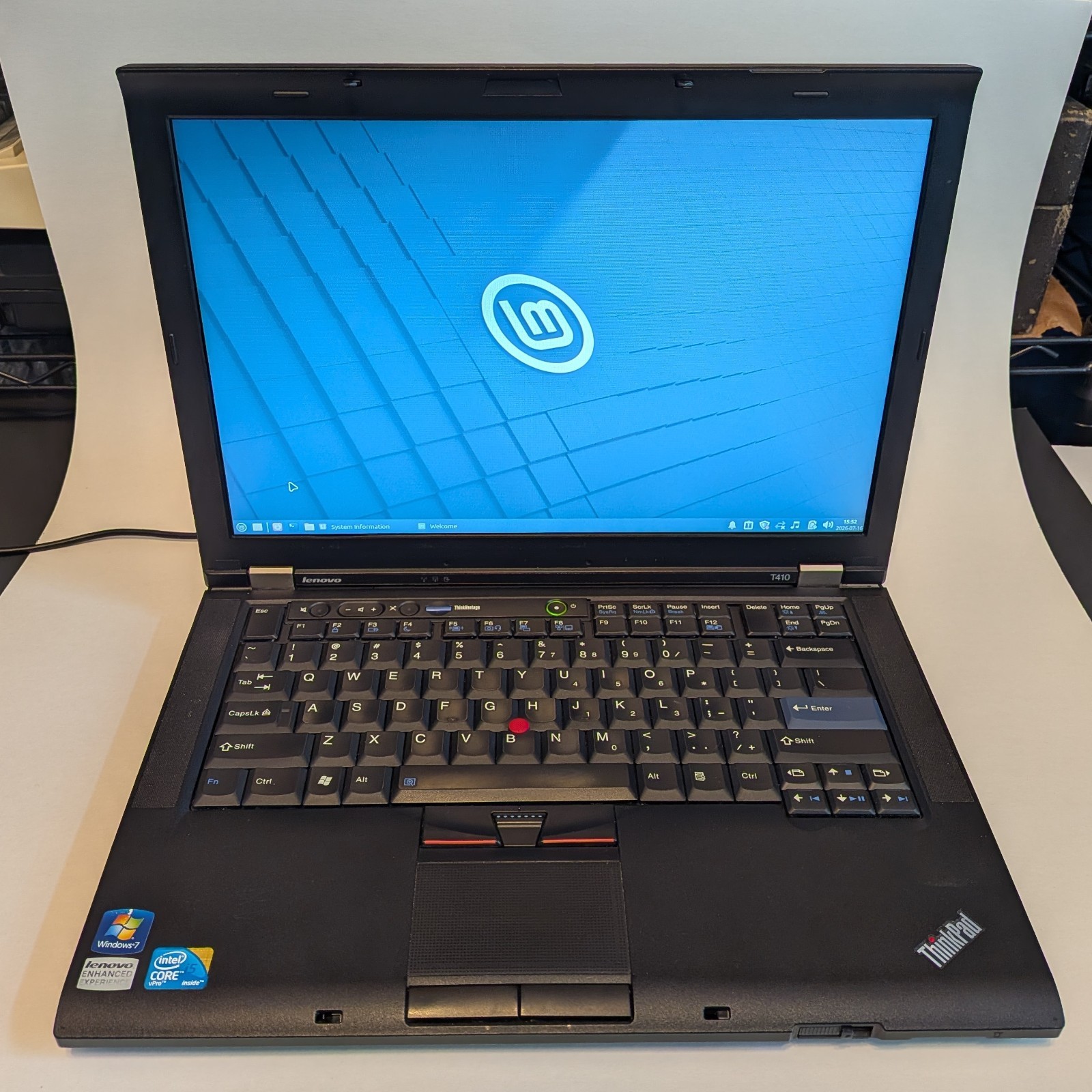 Lenovo Thinkpad T410 Laptop i5-M520 2.5gb ram 500gb HD TESTED NEEDS BATTERY