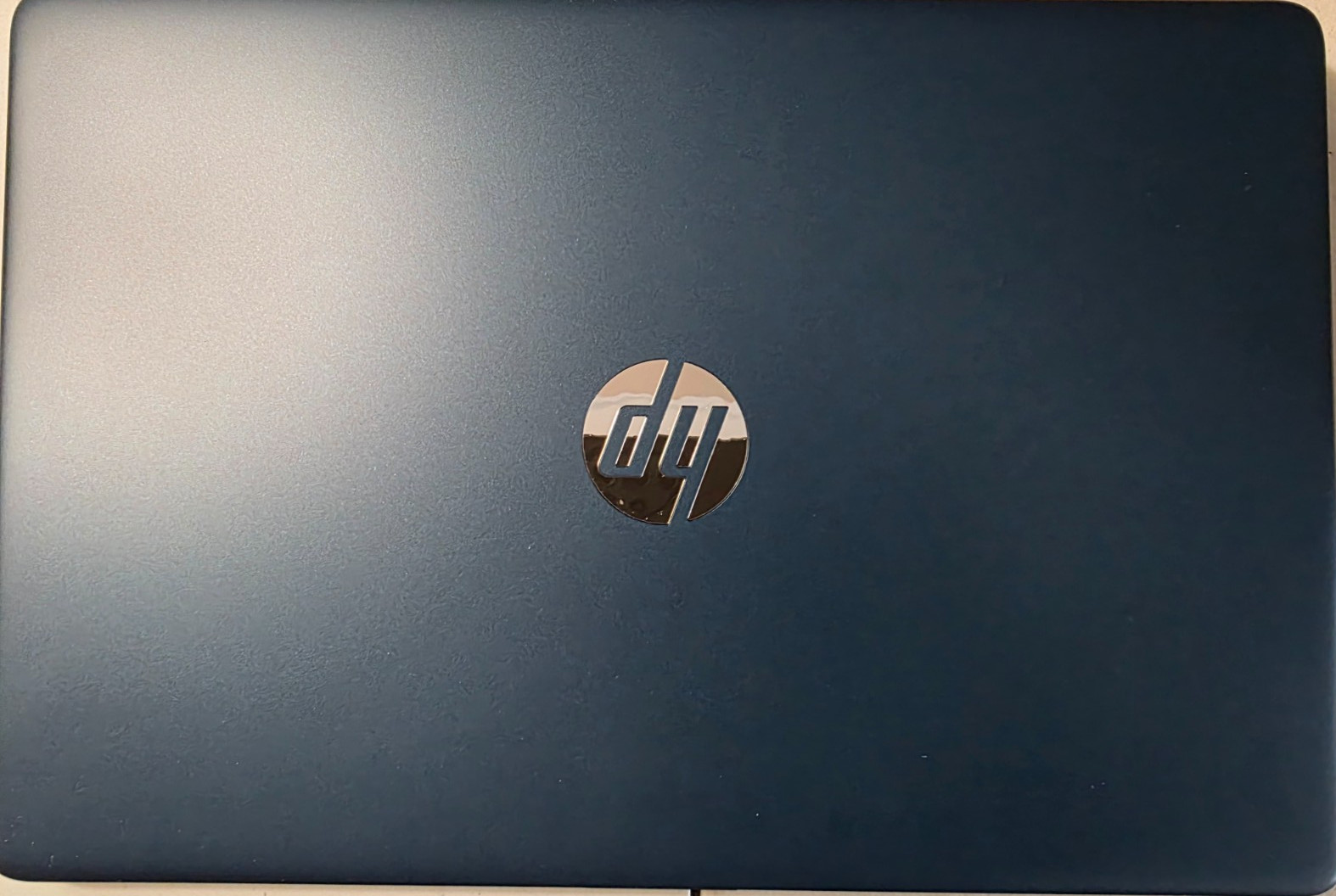 HP 15-dy5885wm 15.6″ FHD i5-1235U 1.3GHz Intel Iris Xe Graphics 8GB RAM 256GB