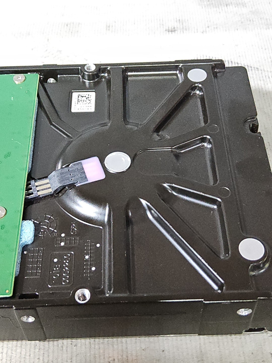 +Seagate Enterprise Capacity 3.5 HDD v5 2TB SAS (ST2000NM0135)