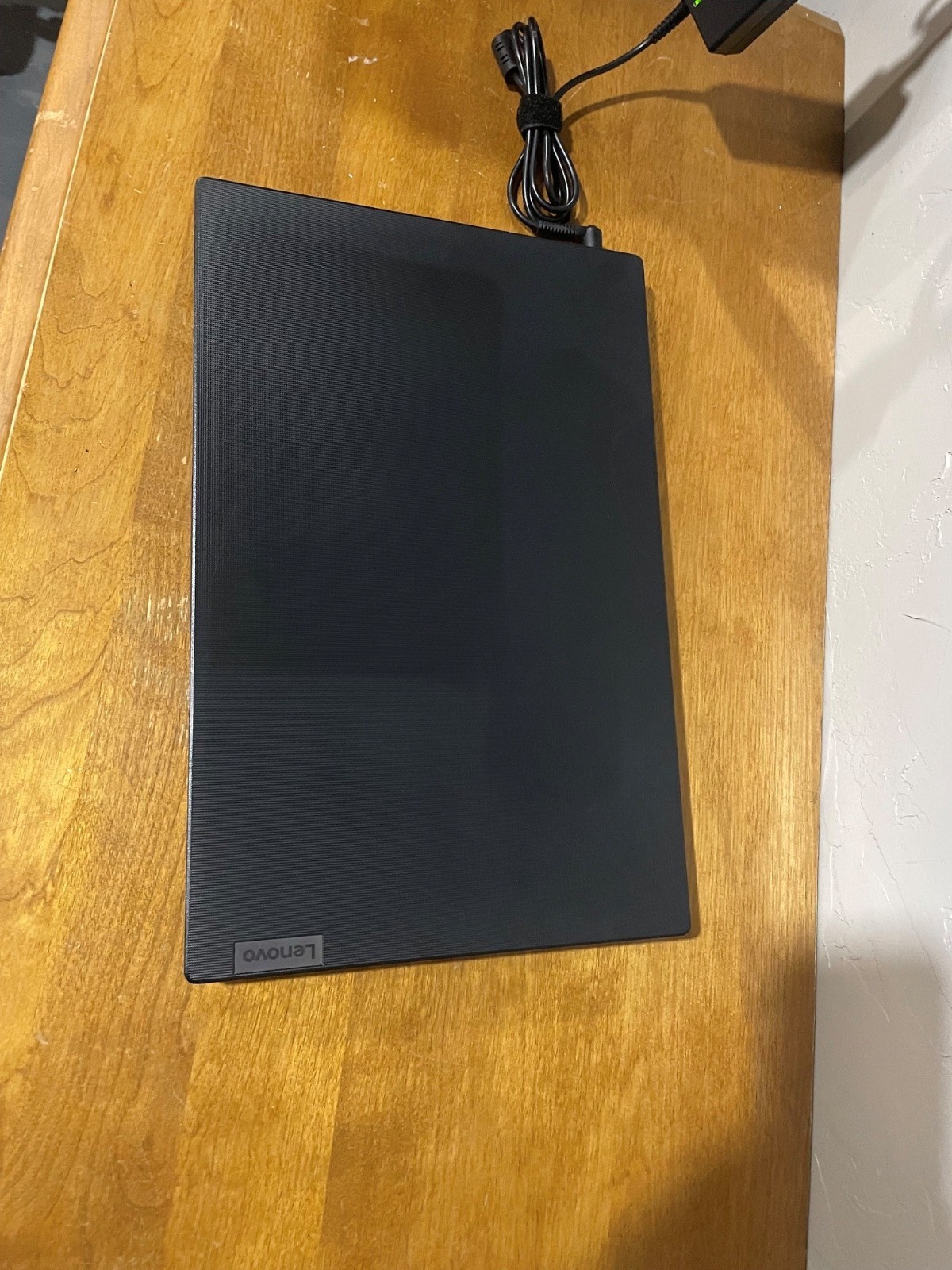 Lenovo V15 G4 + AMD Ryzen 5 5500 + Radeon 2GB GPU + 24 GB RAM + 932GB HD