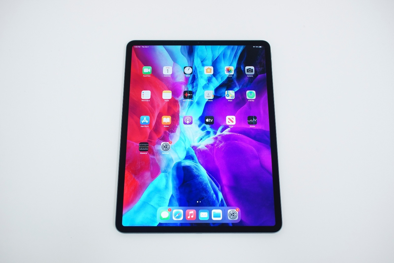 Apple 4th Gen 12.9 Inch iPad Pro 128GB (WiFi only / A2229) MY2H2CH/A + Pencil