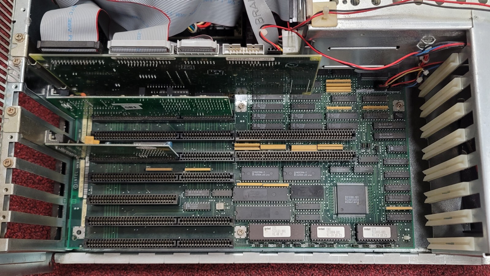 Rare Intel Data General 302 PC Personal Computer Vintage 80386DX 8MB for parts