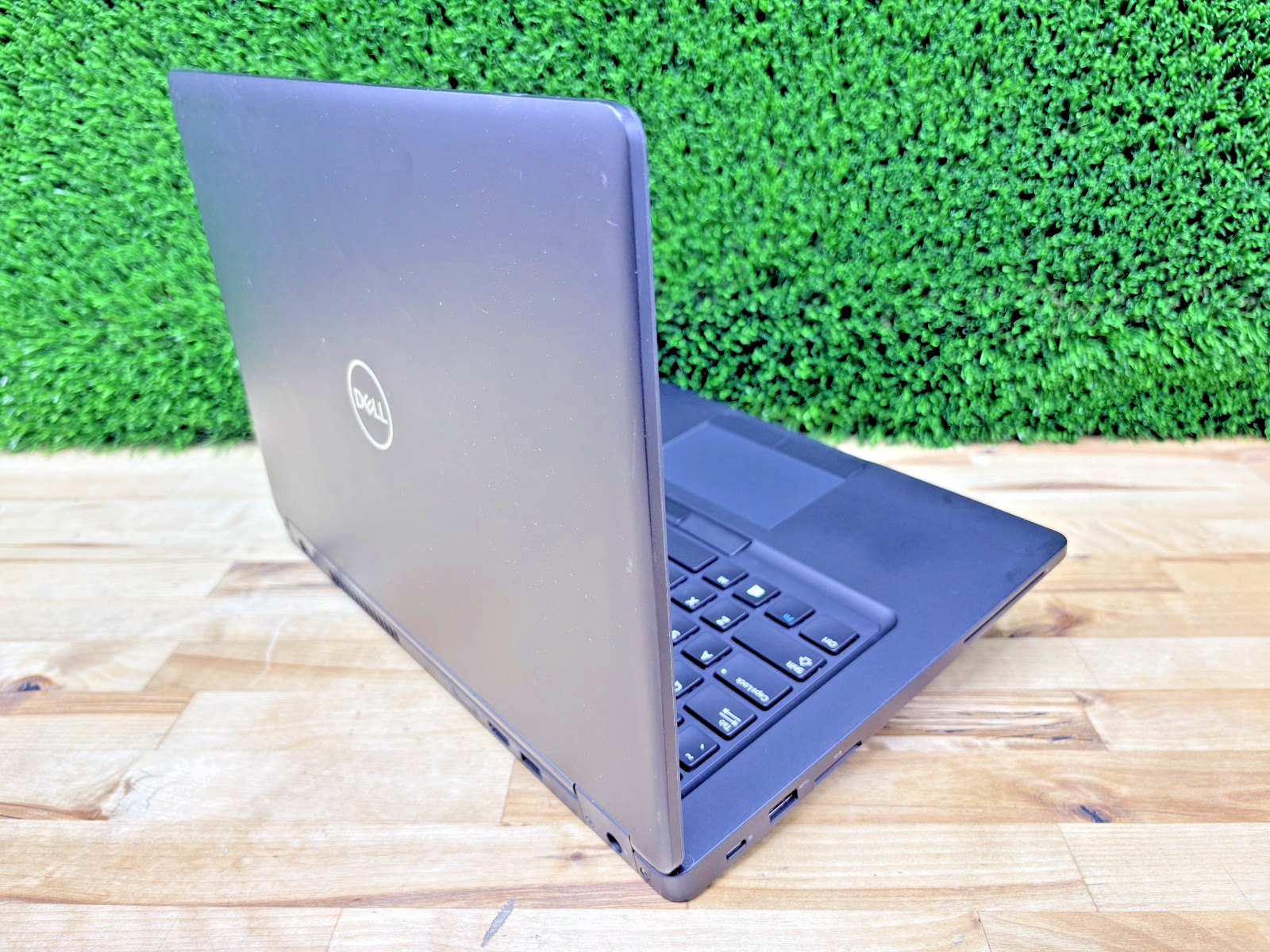 Dell Latitude E5470 Intel i5-6th Gen 2.60GHz 16GB RAM 256GB SSD Windows 11 Pro*