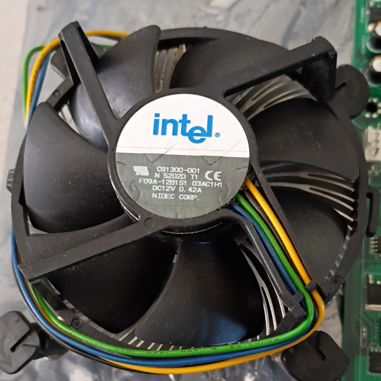 Intel ATX Motherboard DDR3 4 Slots On-Board Audio with CPU Cooler