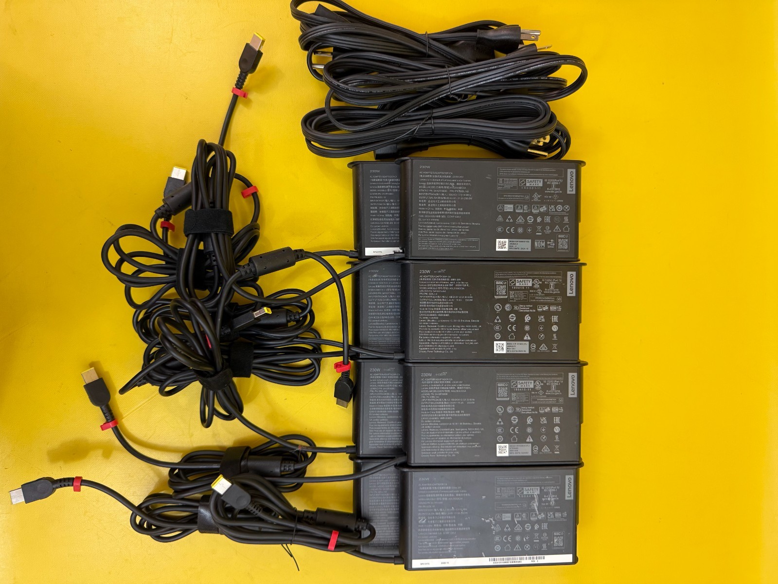 Lot of 8x Lenovo 230W AC charge Adapter ADL230SCC3A 20V/11.5A and Cables