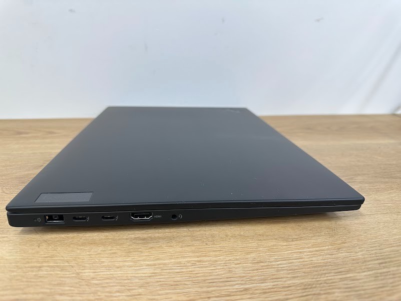 Lenovo ThinkPad P1 Gen 4 Core i7 11850H 32GB DDR4 Nvidia RTX 3070 512GB SSD 2021