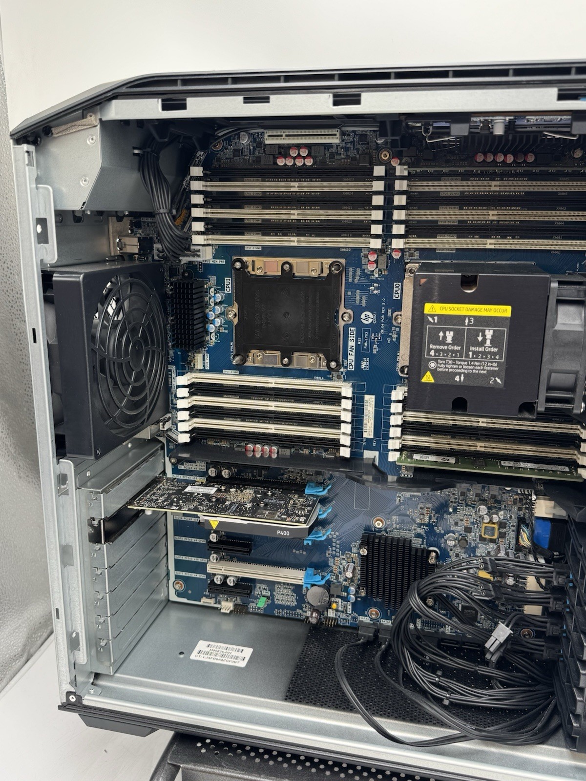 HP Z8 G4 Workstation Xeon(R) Silver 4214 @2.20GHz 32GB RAM NO HDD,OS GPU N P400