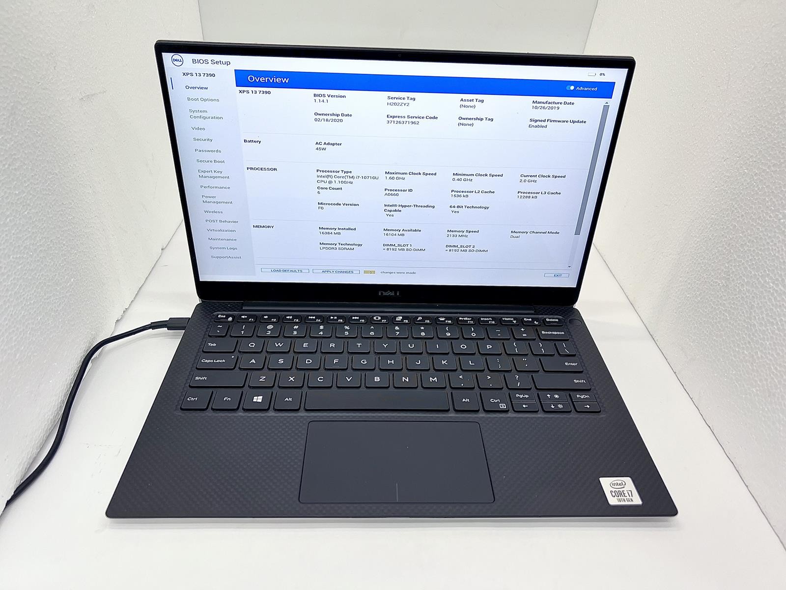 Dell XPS 13 7390, Intel Core i7-10710U CPU @ 1.10GHz, 16GB RAM, 512GB NVMe 4511