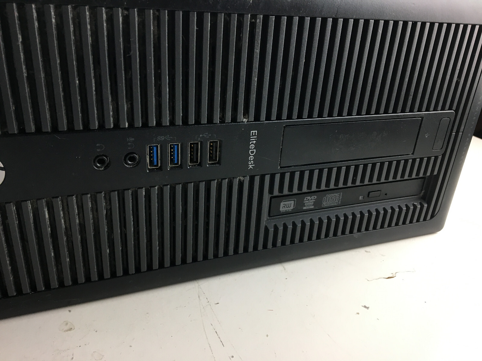 HP EliteDesk 800 G1 TWR – Intel Core i7-4790 3.6GHz 8GB 1TB SSD DVD/RW