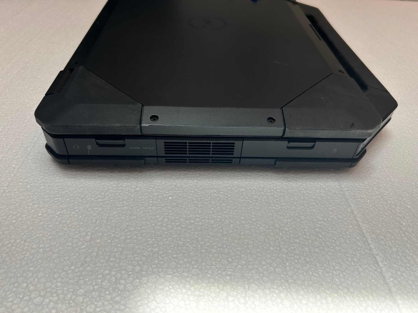 Dell Latitude 5414 Rugged 14″ Touchscreen i7-6600U 2.6GHz 16GB 256GB R7 M360 GFX