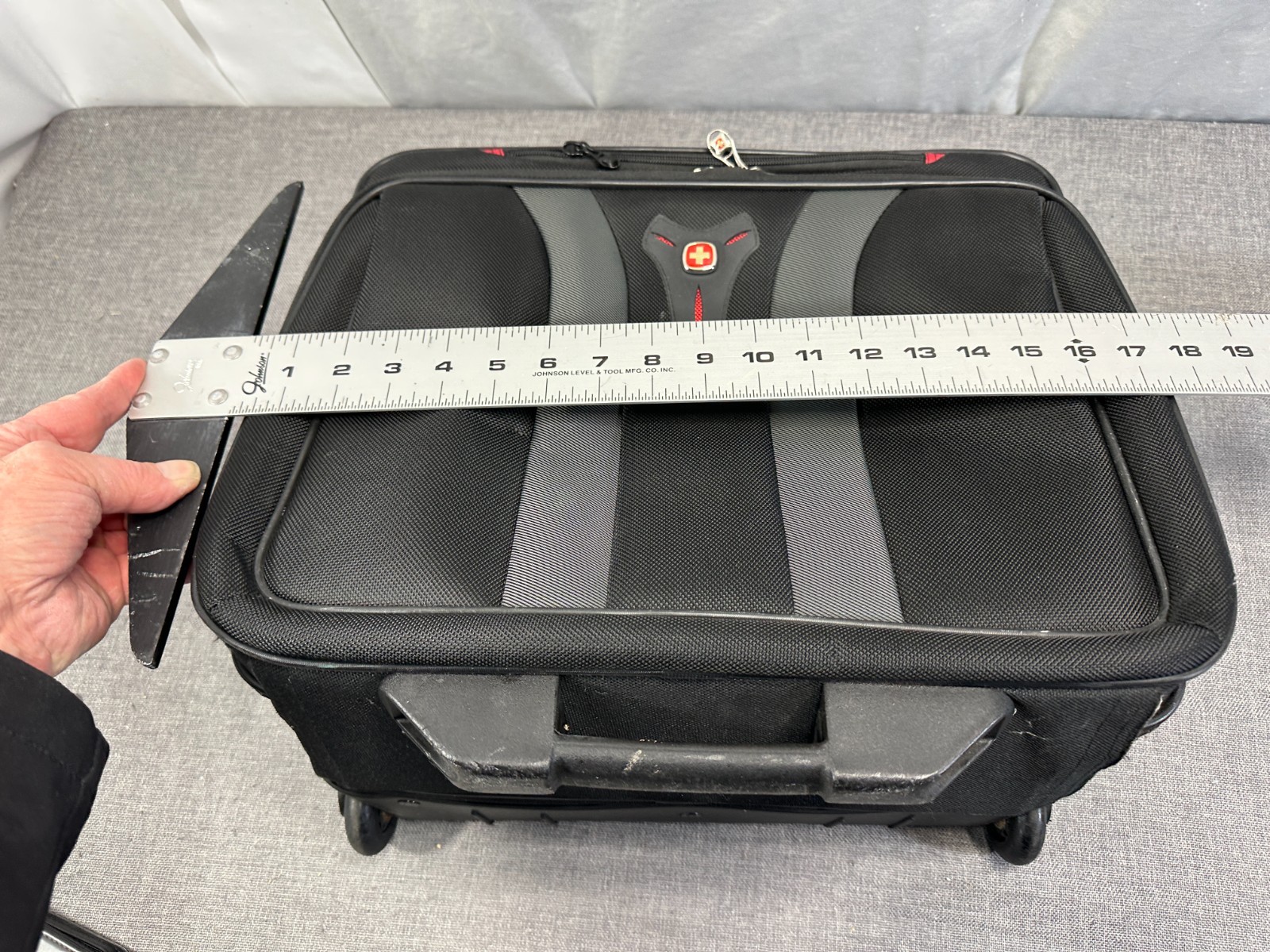 Wenger Swiss Gear Granada Pro Rolling Travel Laptop Case Carry on Briefcase