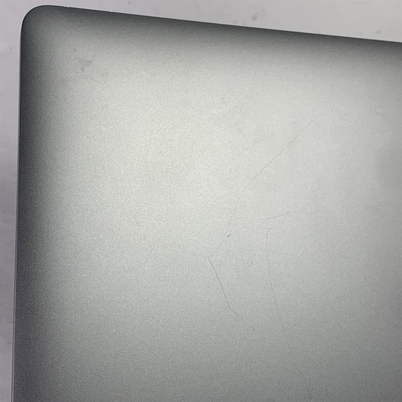 Apple MacBook Pro A1990 15″ 2019 Laptop Oct Core i9-9980HK 2.4GHz 16GB 500GB SSD
