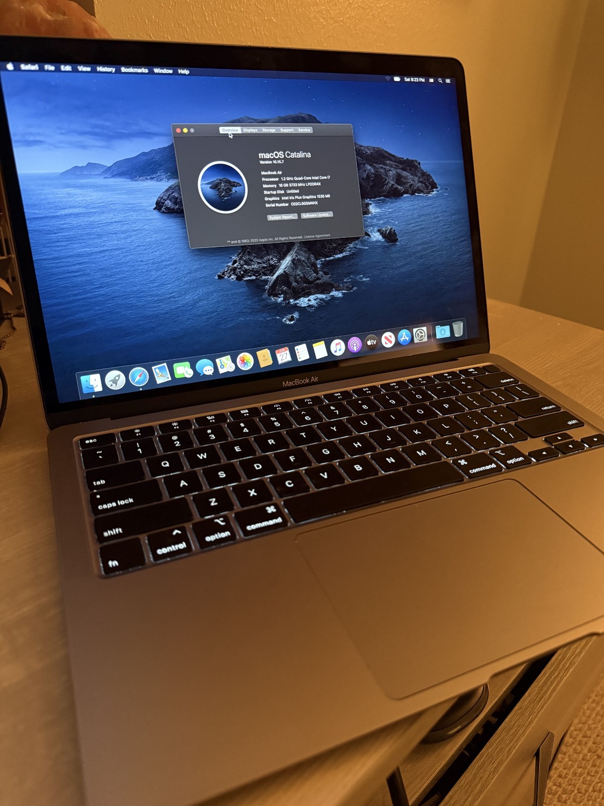 2020 Apple MacBook Air 13.3″ i7 1.20GHz/16GB/256GB SSD (Space Gray) – A2179