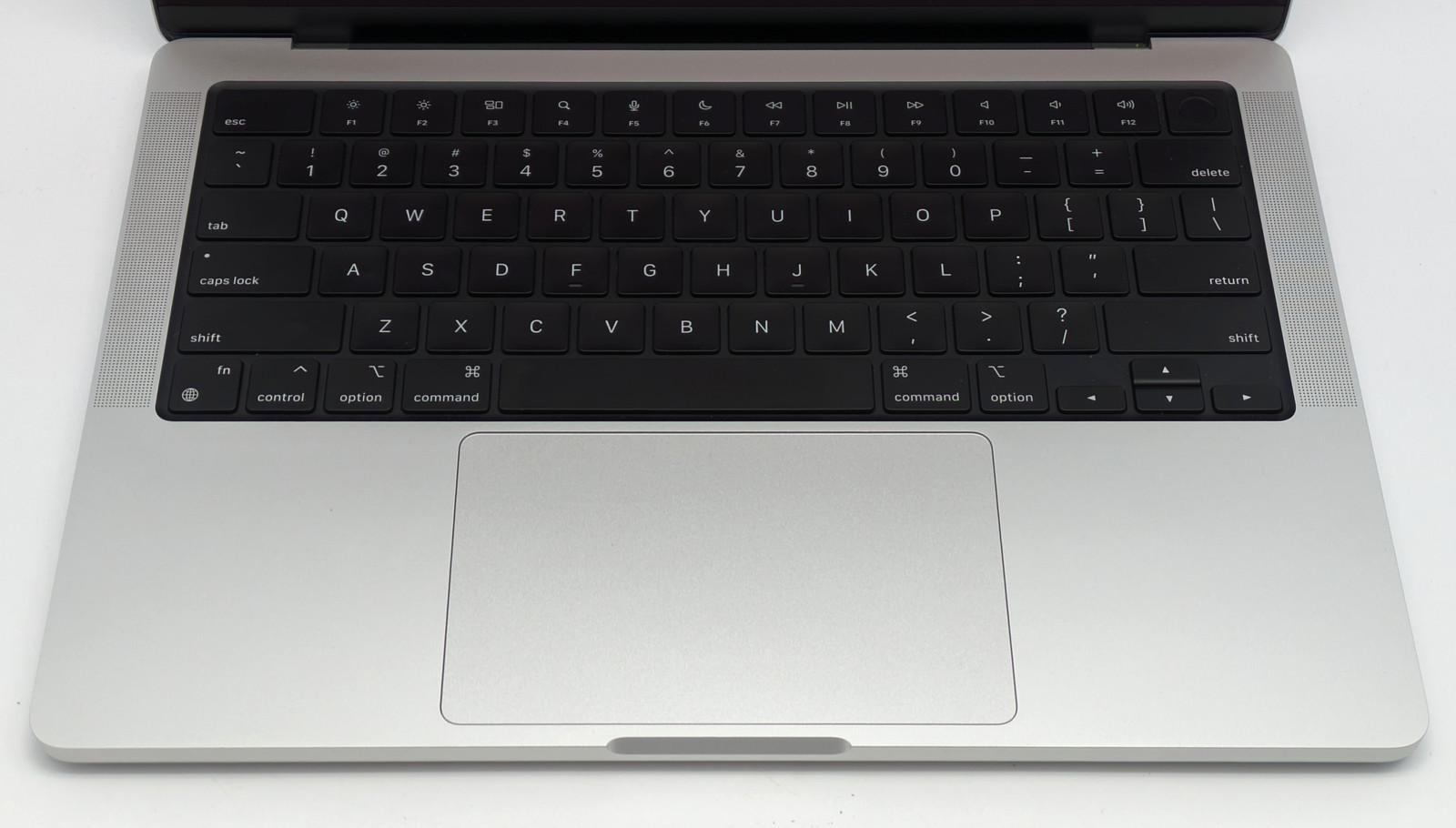 Apple MacBook Pro 2023 14.2″ M3 Pro 11C 512GB SSD 18GB RAM 14C GPU macOS *RFB*