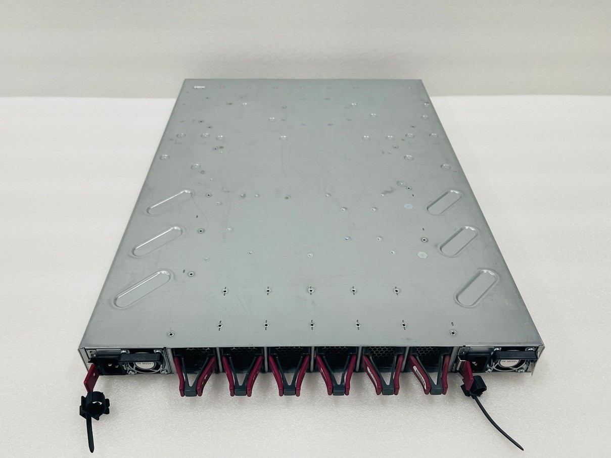 Cisco 8101-32FH-O 32x 400G QSFP-DD Ports 8000 Series 1RU Router With Sonic OS