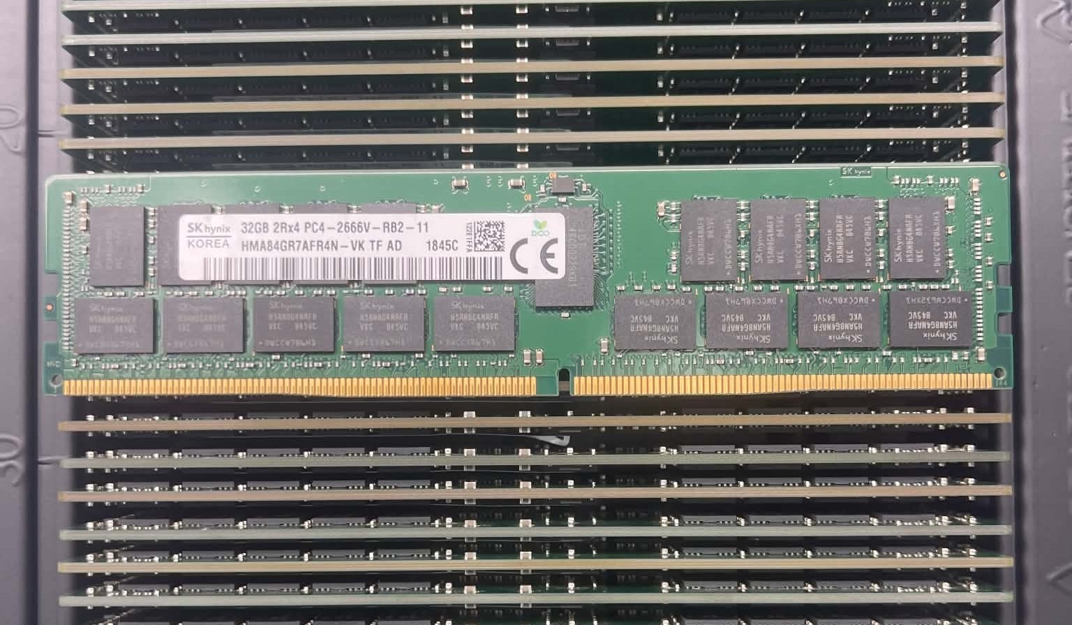 Hynix 32GB DDR4 PC4-2666V 2Rx4 ECC REG DIMM HMA84GR7AFR4N-VK Server Memory
